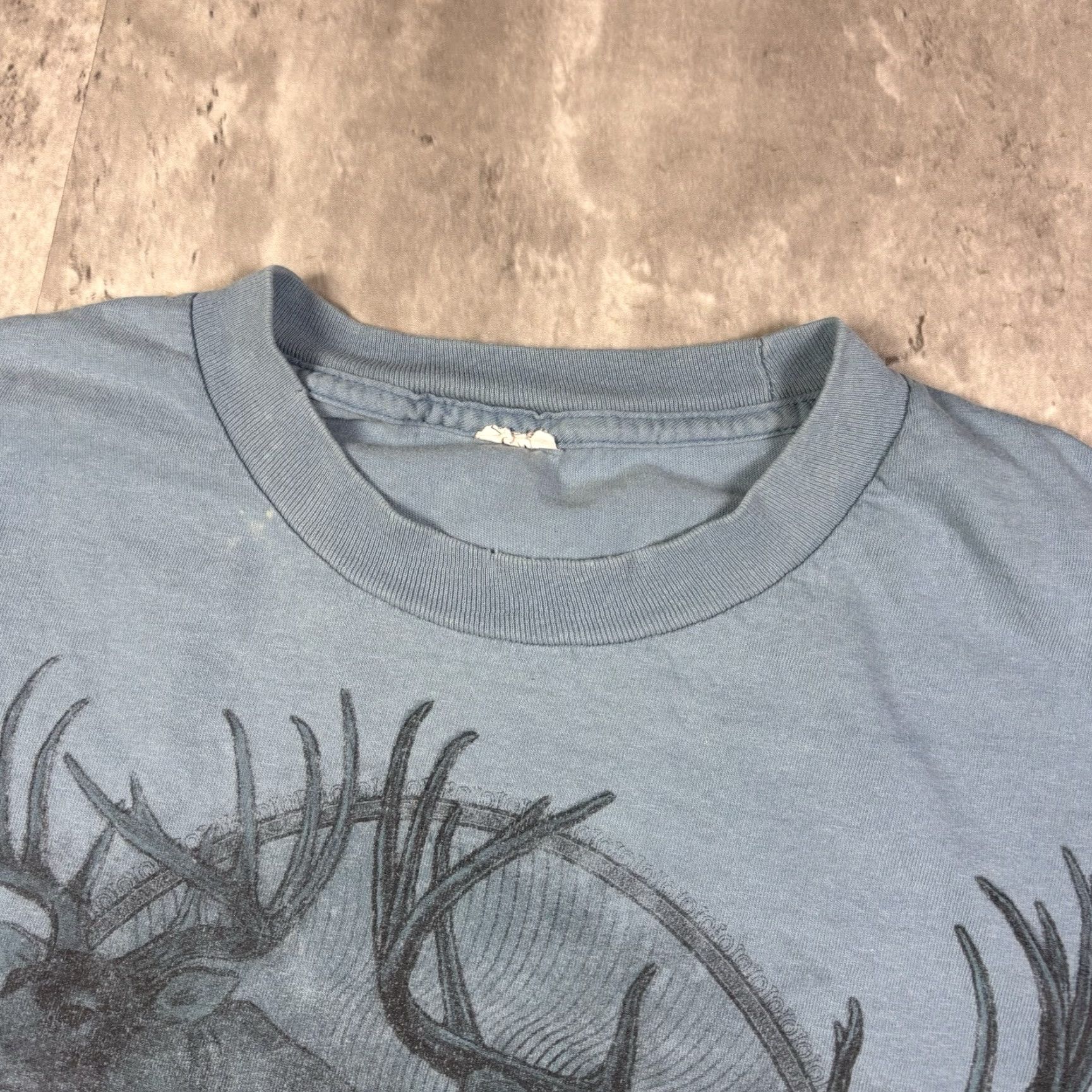 Vintage VINTAGE Budweiser Deer Blue Long Sleeve T Shirt Beer Nature size 2XL Men Crew Neck Graphic Print 90s - Unbranded Size US XXL / EU 58 / 5 - 5 Thumbnail