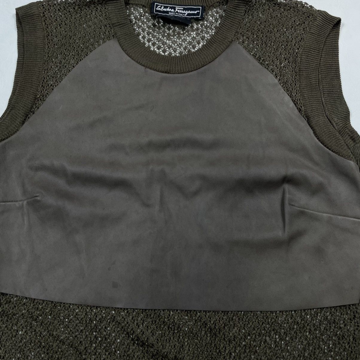 Salvatore Ferragamo SALVATORE FERRAGAMO SLEEVELESS TOP Size S / US 4 / IT 40 - 4 Thumbnail