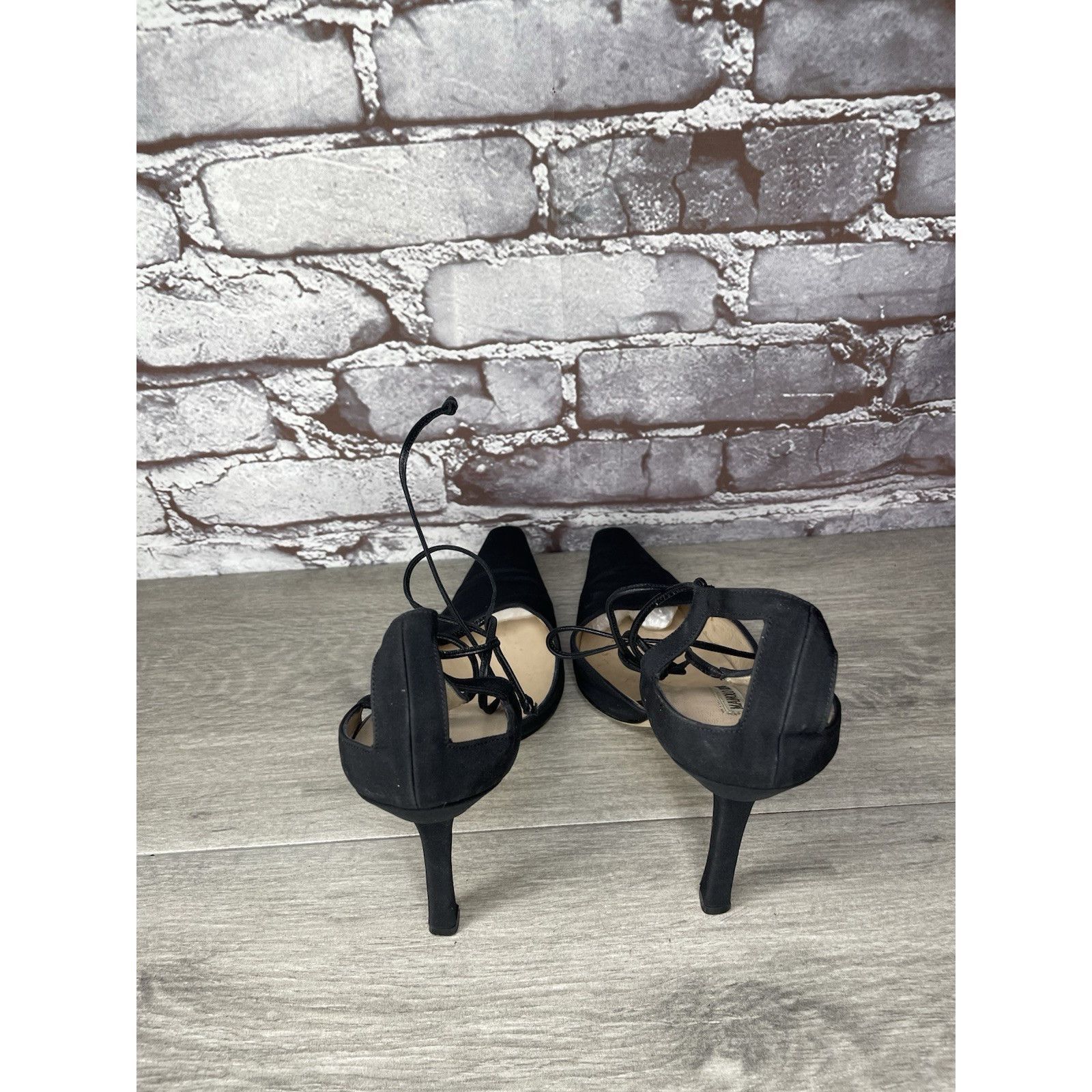 Manolo Blahnik Manolo Blahnik Black Satin Pointed Toe Strappy Stiletto Heel Size US 9 / IT 39 - 6 Thumbnail