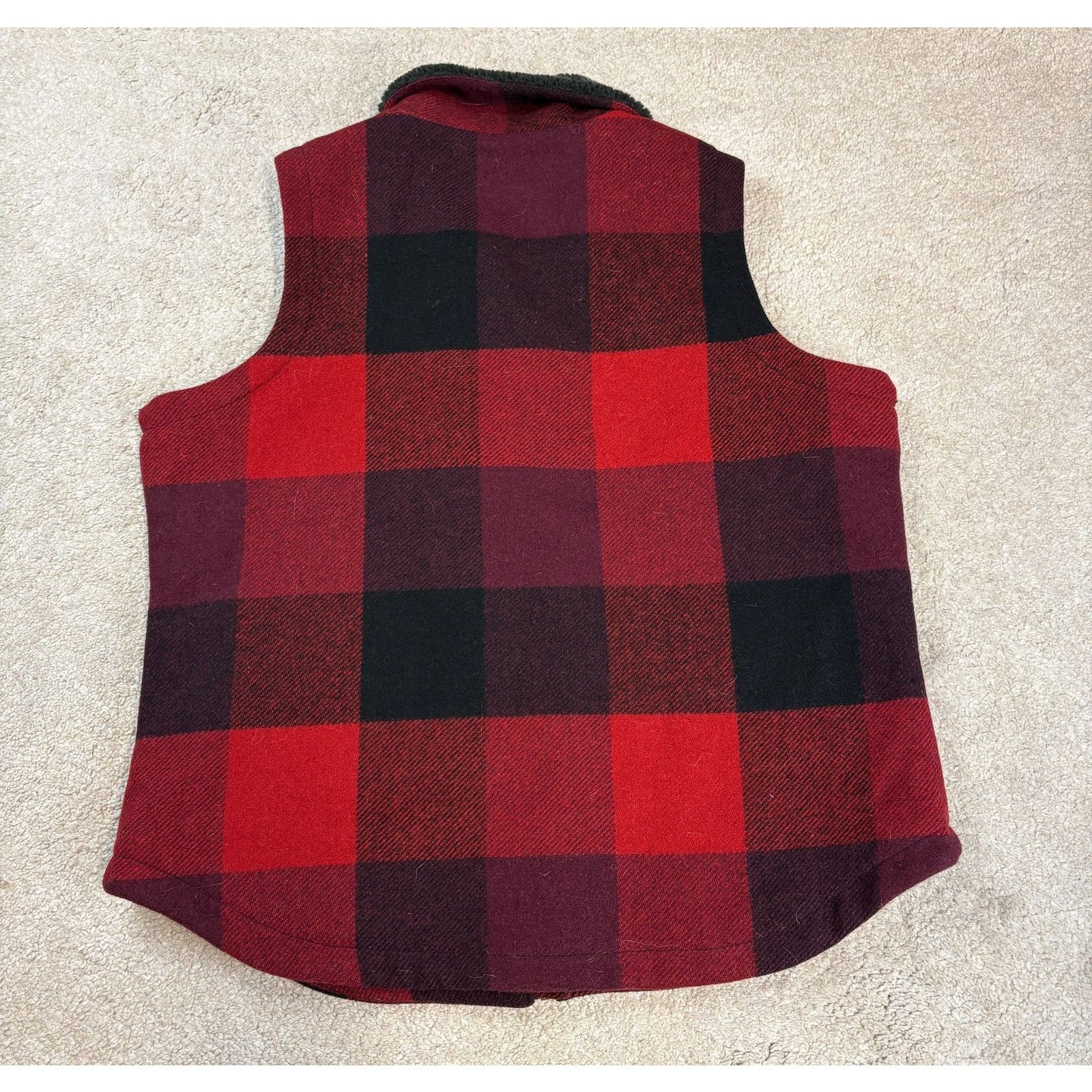 Woolrich Woolen Mills Woolrich Giant Red Black Buffalo Plaid Wool Vest II Size XL Size XL / US 12-14 / IT 48-50 - 2 Thumbnail