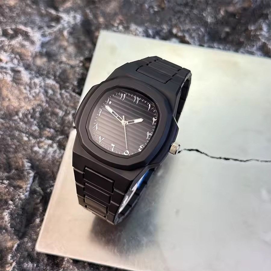 Vintage Arabic Numerals Dial Watch Size ONE SIZE - 4 Thumbnail