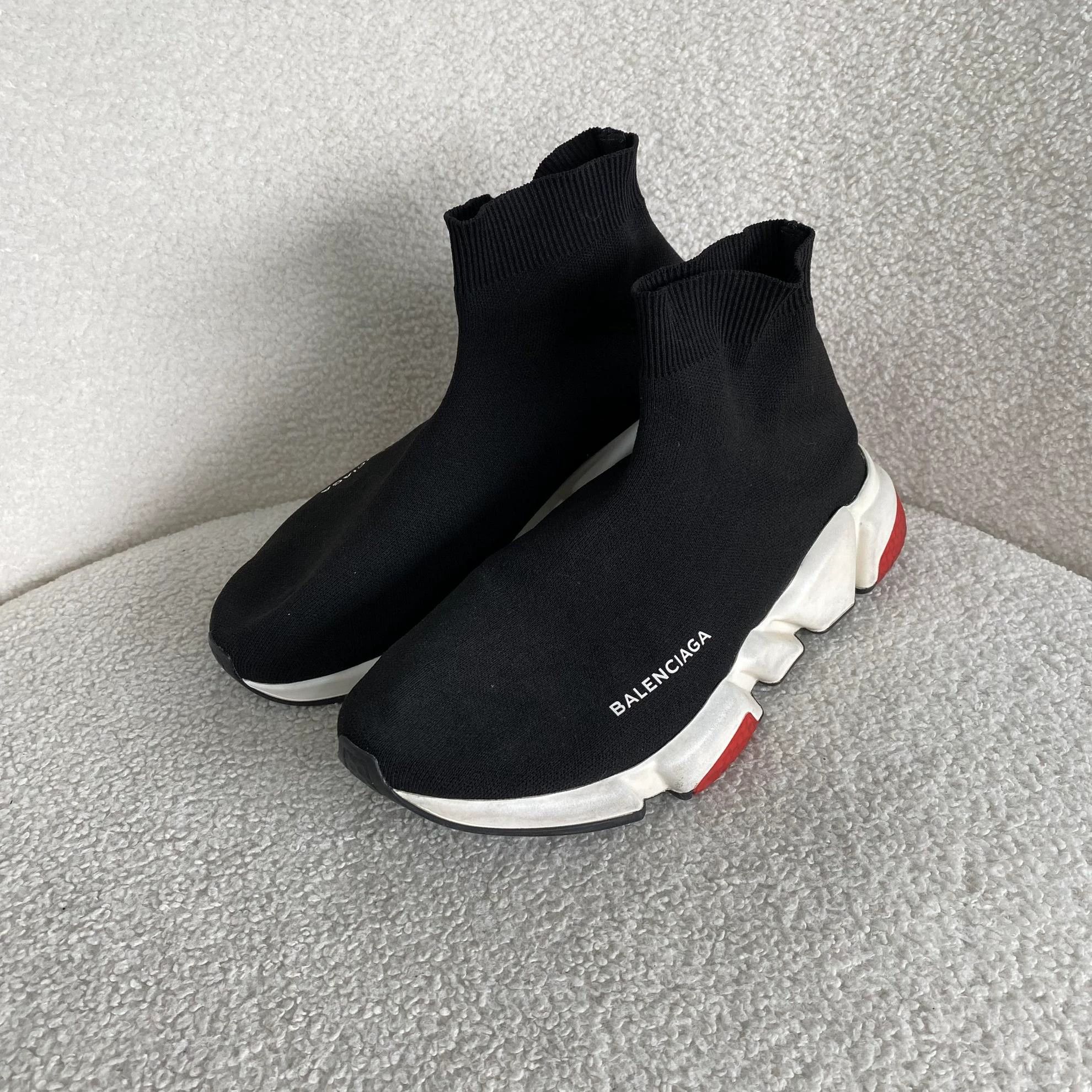 Balenciaga Balenciaga Black Logo Sneakers Size 41 Size US 8 / EU 41 - 2 Thumbnail