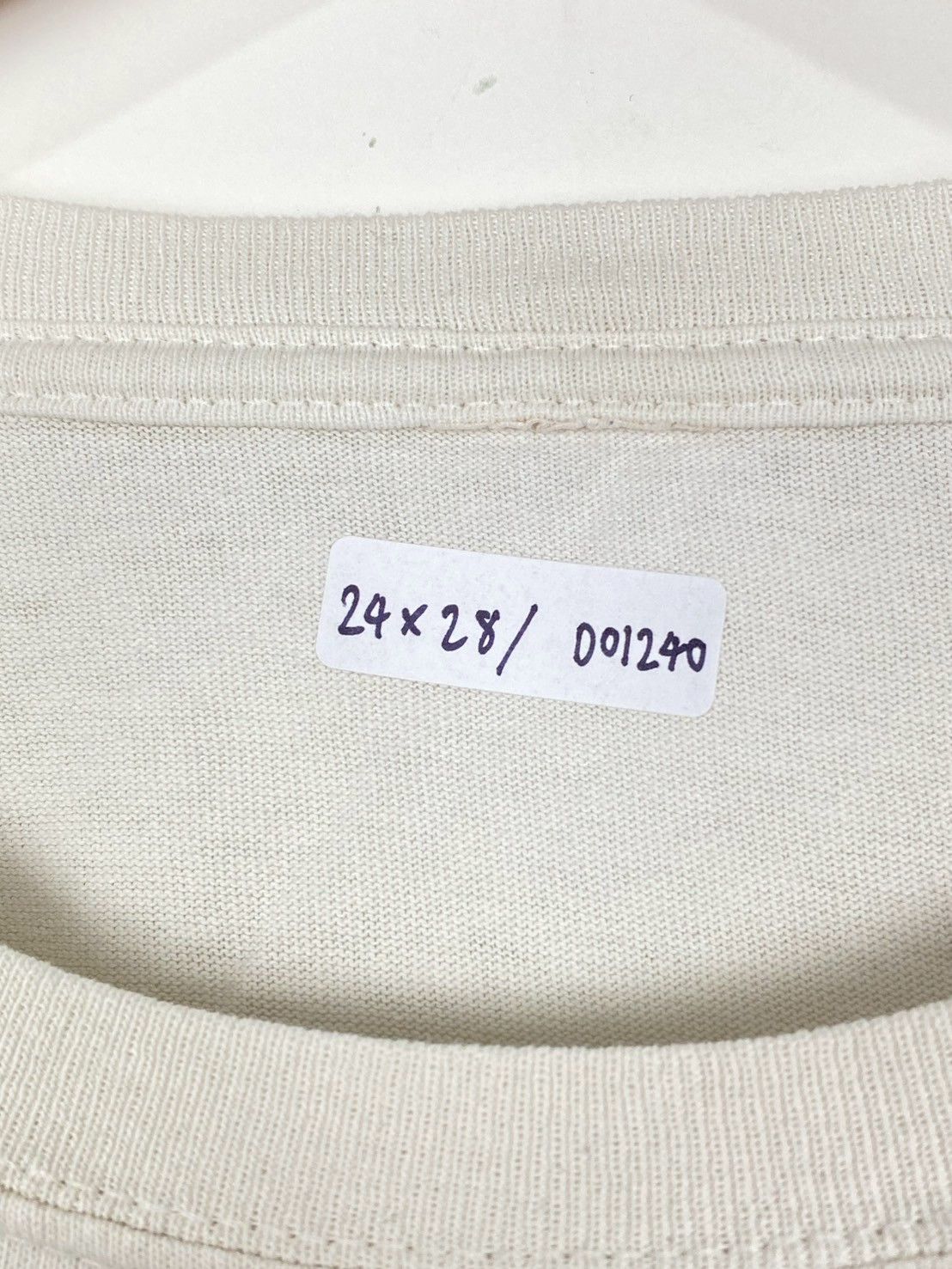 Vintage Vintage Visual Discrimination In Vain T-Shirts DO1240 Size US XL / EU 56 / 4 - 5 Thumbnail