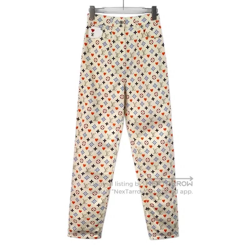 Louis Vuitton Louis Vuitton Beige logo presbyopic full print cotton casu Size US 34 / EU 50 - 1 Thumbnail