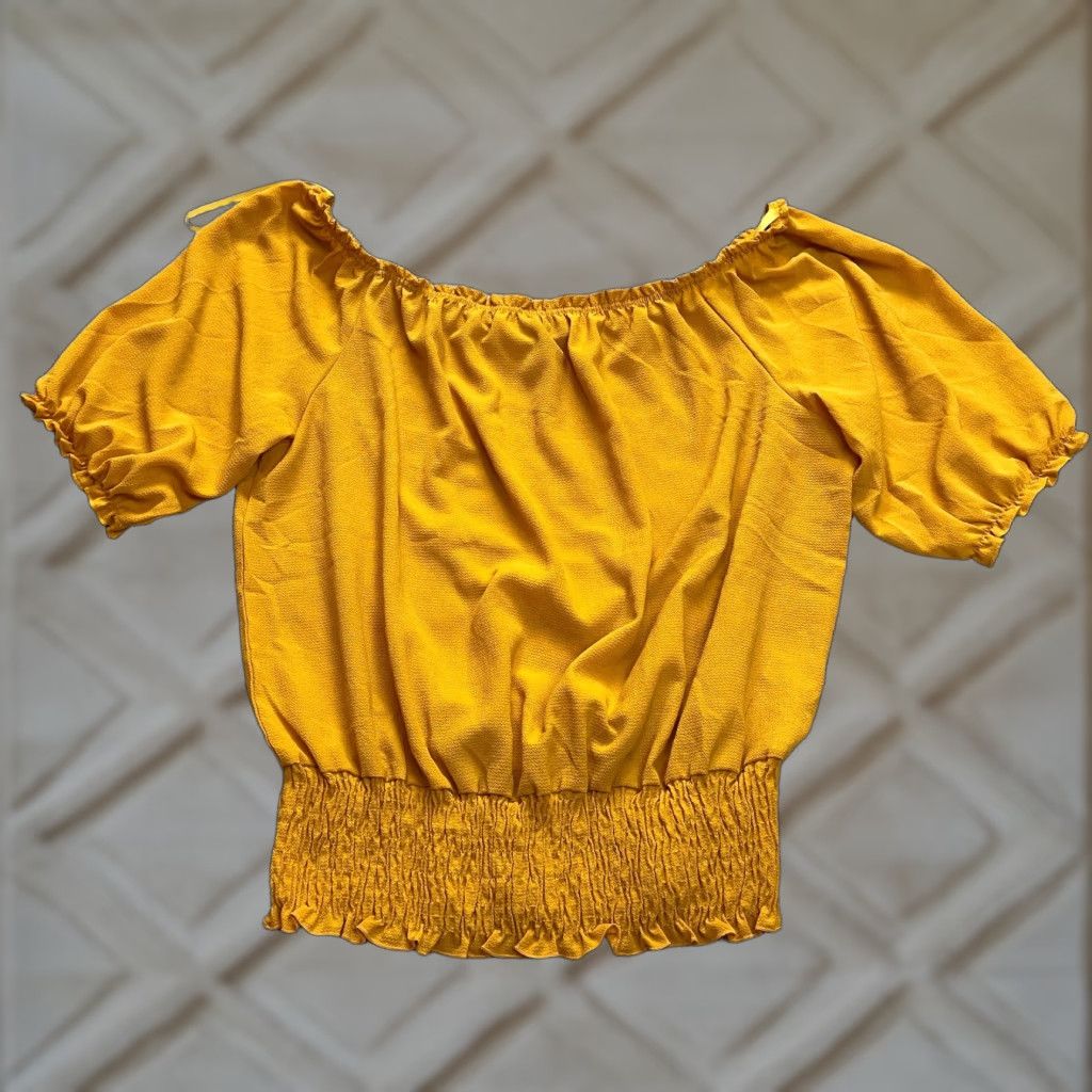 Vintage Unbranded Blouse Peasant Top Womens 3X Yellow Short Sleeve Stretch Off Shoulder Shirt Ladies 3X Yellow Off the Shoulder Blouse Size XXL / US 16-18 / IT 52-54 - 1 Thumbnail