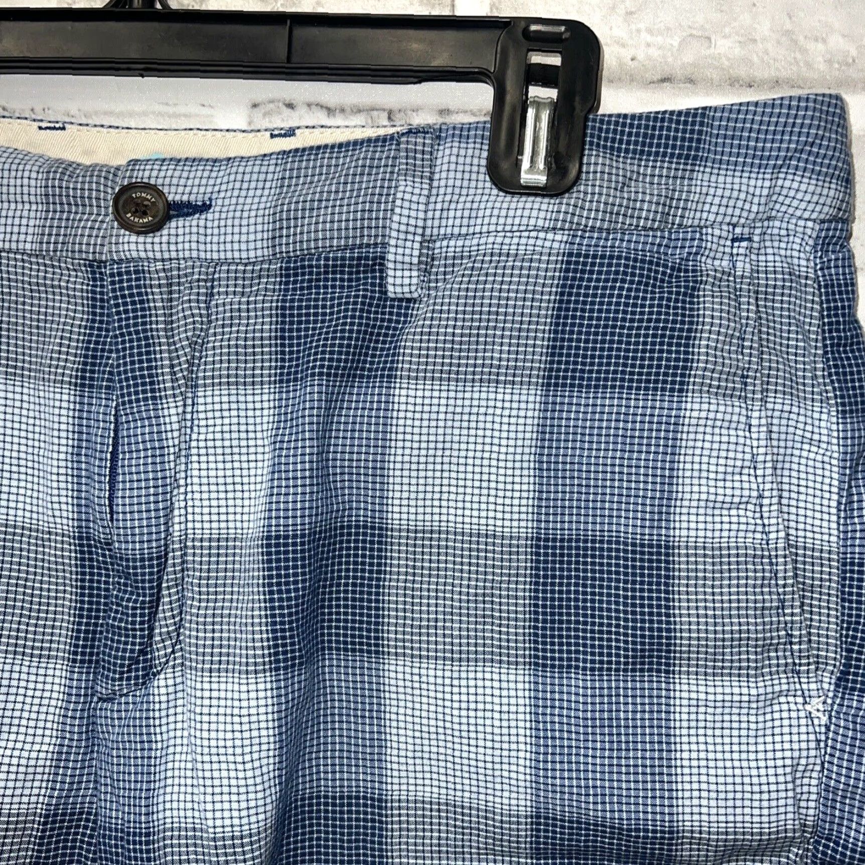 Tommy Bahama Tommy Bahama Blue Plaid Shorts Mens Size 35 Chino Regular 35 Blue Plaid Size US 35 - 2 Thumbnail