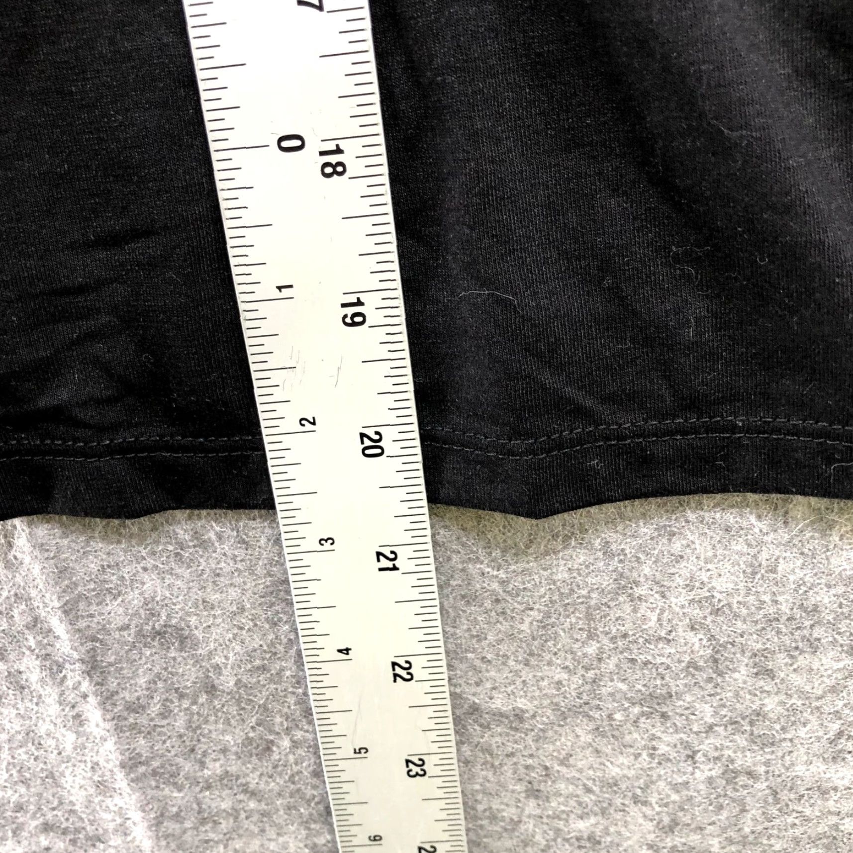 Old Navy Old Navy T-Shirt Cropped Womens LP Black Short Sleeve Crewneck Active Size L / US 10 / IT 46 - 7 Thumbnail