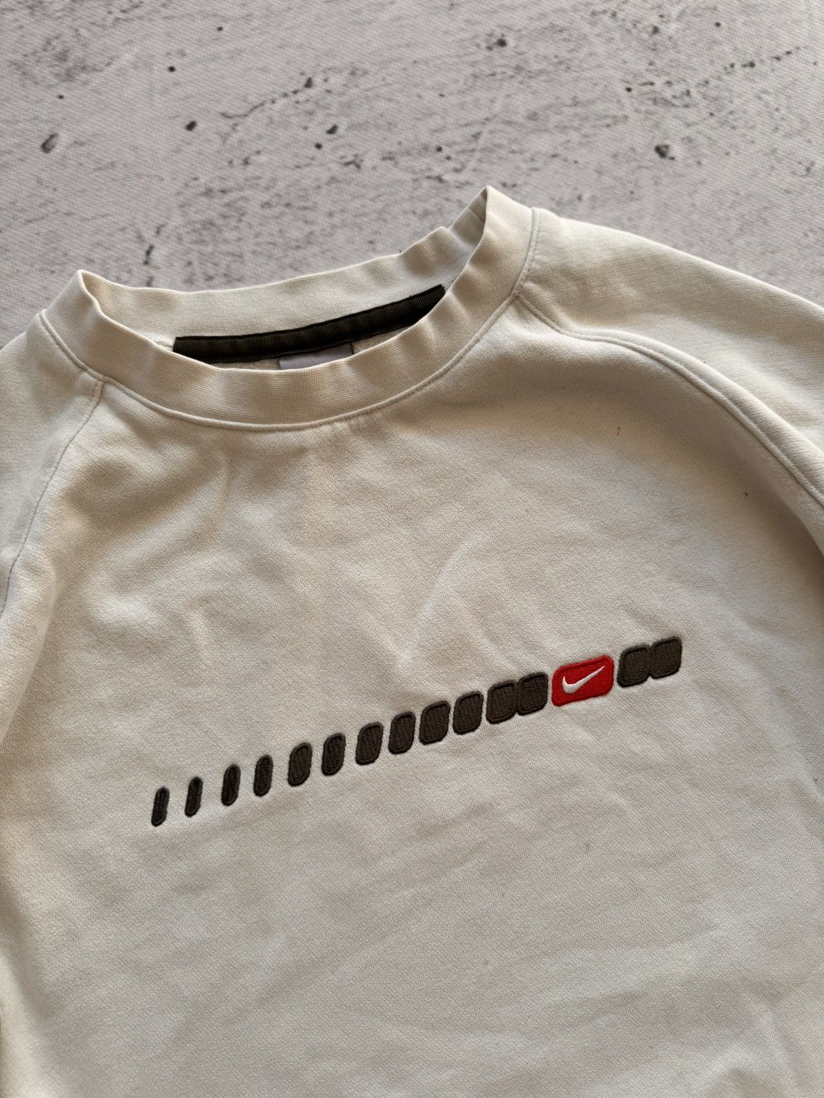Nike × Vintage NIKE VINTAGE CENTER LOGO OVERSIZE BOXY SWEATSHIRT Size US XL / EU 56 / 4 - 3 Thumbnail