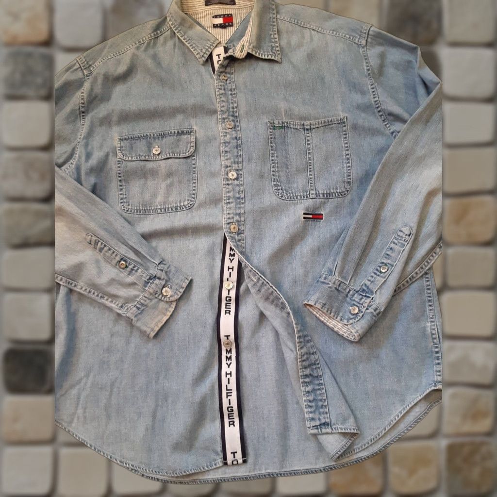 Tommy Hilfiger VINTAGE Tommy Hilfiger Full Metal Button X-Large Blue Jean Shirt with Tommy Strip Shirt Men XL Blue Cotton Canvas Button-Up Long Sleeve Regular Size US XL / EU 56 / 4 - 1 Thumbnail