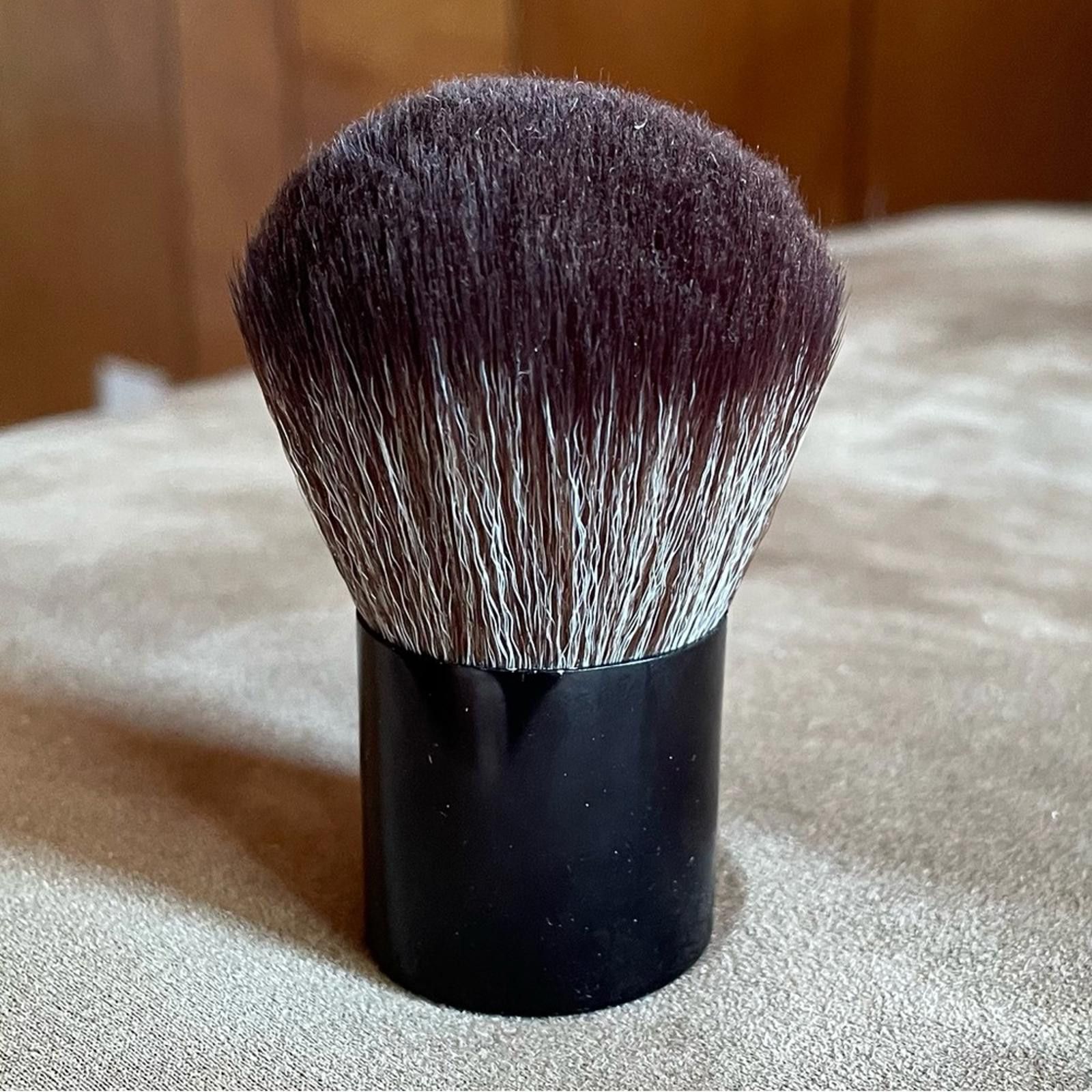 Other MAC Cosmetics 182 SYNTHETIC BUFFER BRUSH EUC Size ONE SIZE - 3 Thumbnail