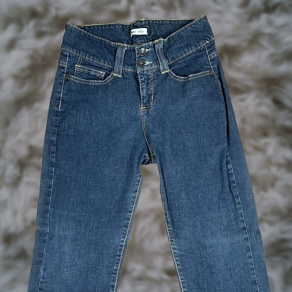 Lee Lee Jeans Womens Size 8 Regular Lower On The Waist Straight Leg Denim Pants Blues Jeans Casual 90s? Size 30" / US 8 / IT 44 - 1 Thumbnail