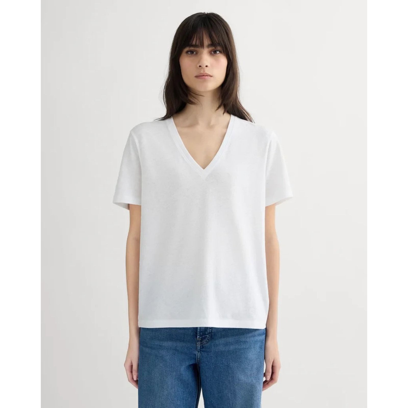 Everlane Everlane White Shirt V-neck pullover Size 4 A001674 Size S / US 4 / IT 40 - 1 Thumbnail