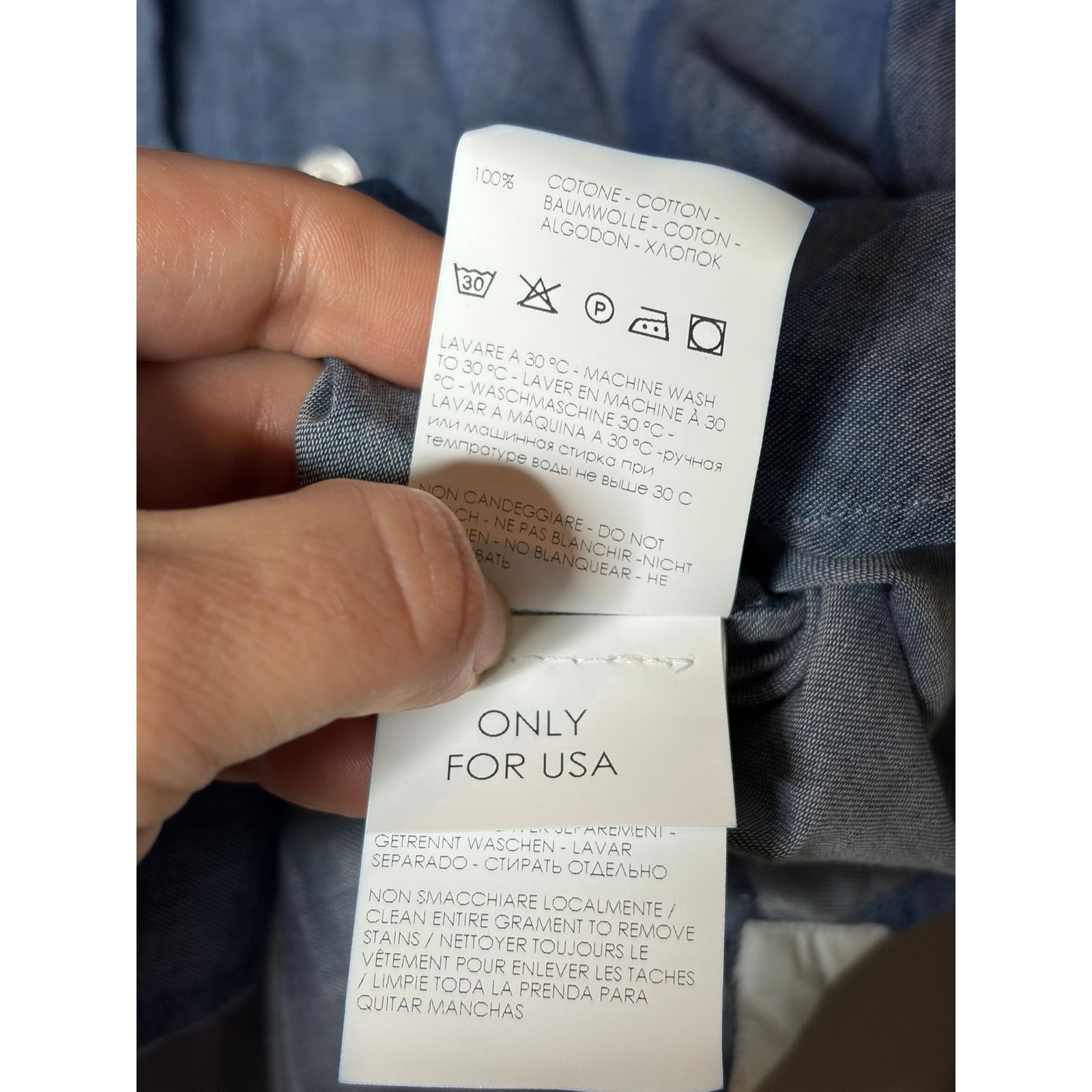 Fedeli Fedeli Chambray Blue 100% cotton button down dress shirt 17 Size US XL / EU 56 / 4 - 5 Thumbnail