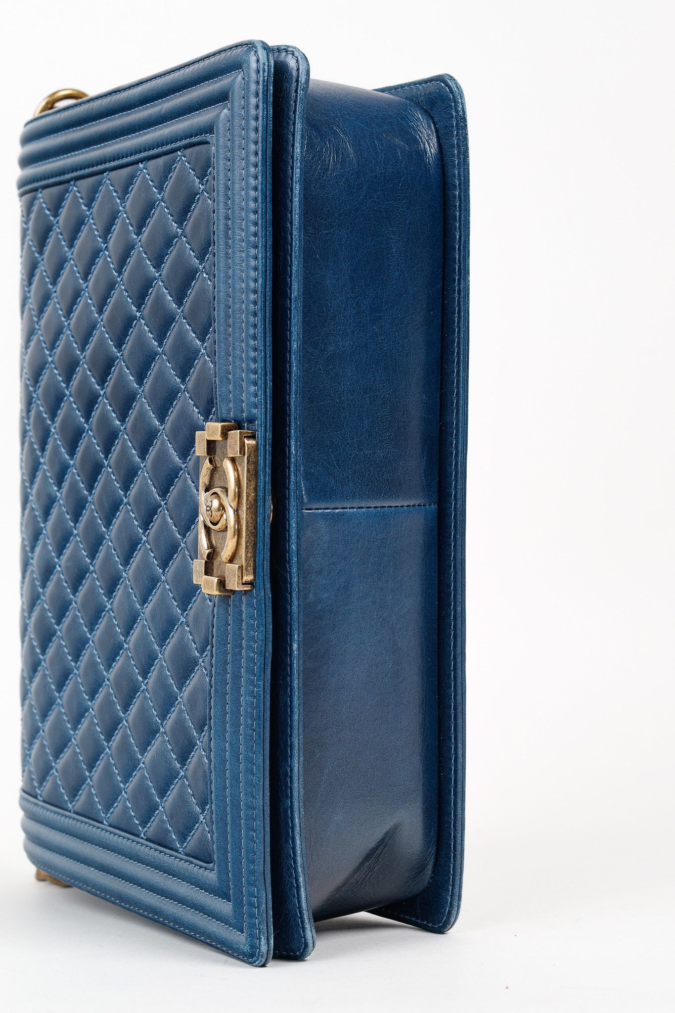 Chanel Chanel Blue Quilted Leather Large Boy Shoulder Bag Size ONE SIZE - 5 Thumbnail