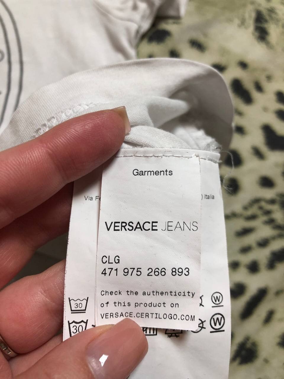 Versace Jeans Couture Versace Jeans Logo White Tee Shirt streetwear Size US M / EU 48-50 / 2 - 3 Thumbnail