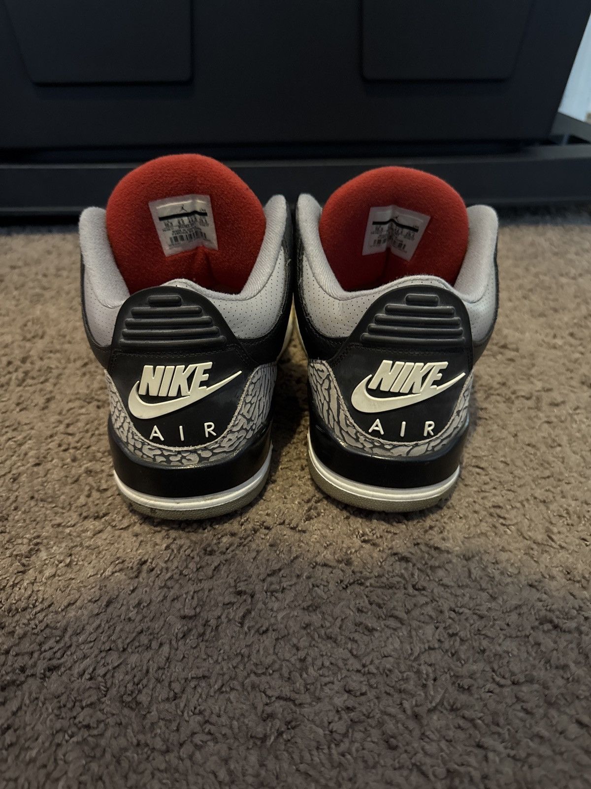 Jordan Brand Jordan black cement 3 2018 nike air Size US 10.5 / EU 43-44 - 4 Thumbnail
