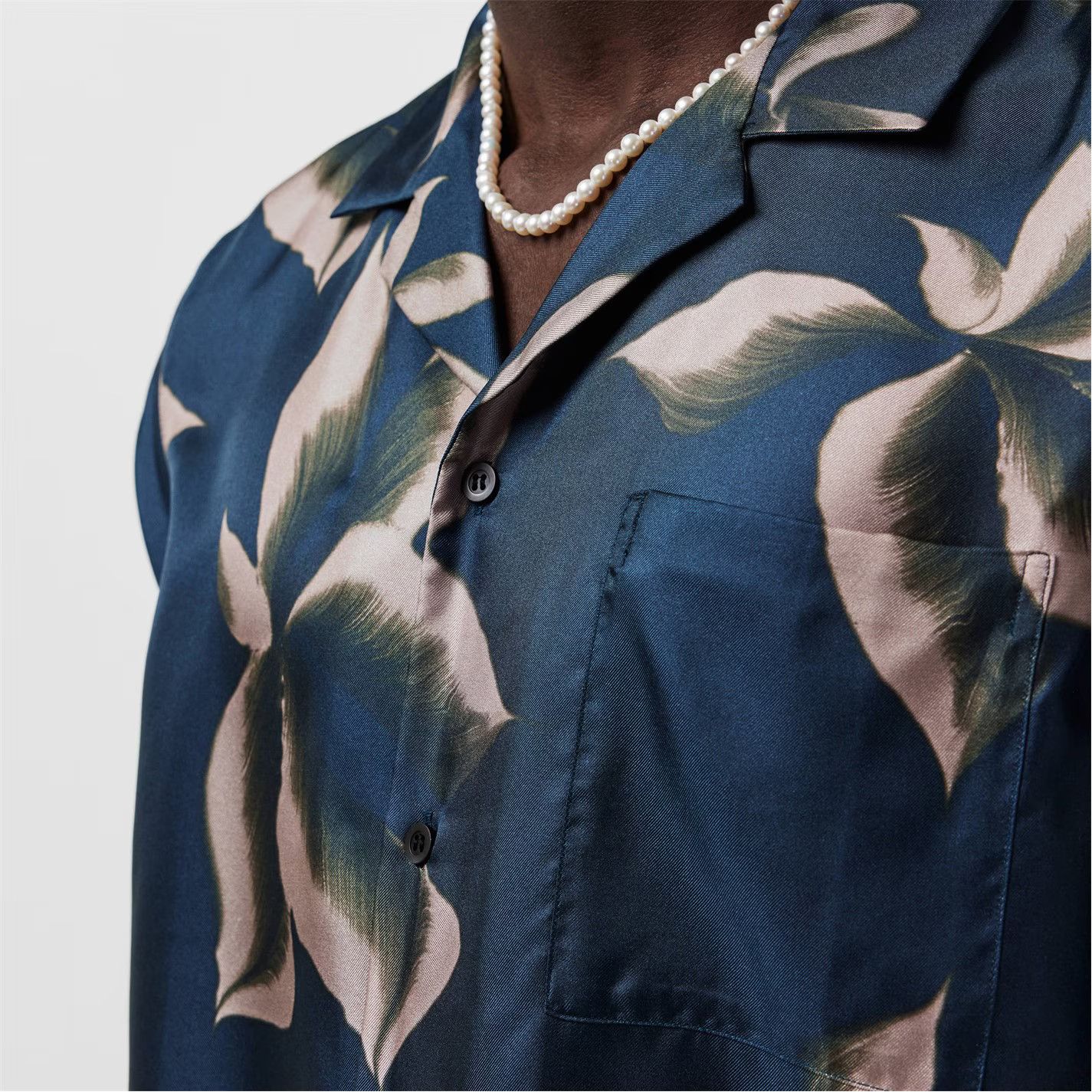 Dries Van Noten o1g2r1mq0426 Carlton Shirt in Dark Navy Size US L / EU 52-54 / 3 - 6 Thumbnail