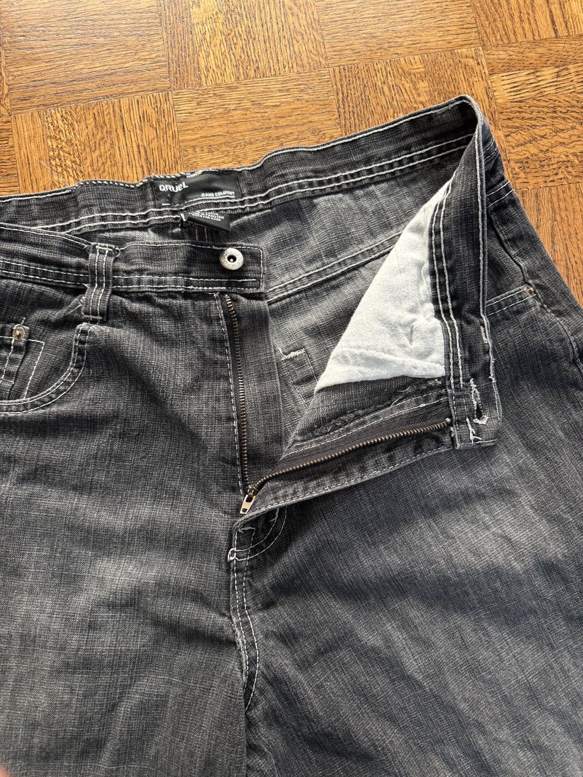 Vintage Vintage Qruel Faded Baggy Denim Jean Shorts Size US 36 / EU 52 - 7 Thumbnail
