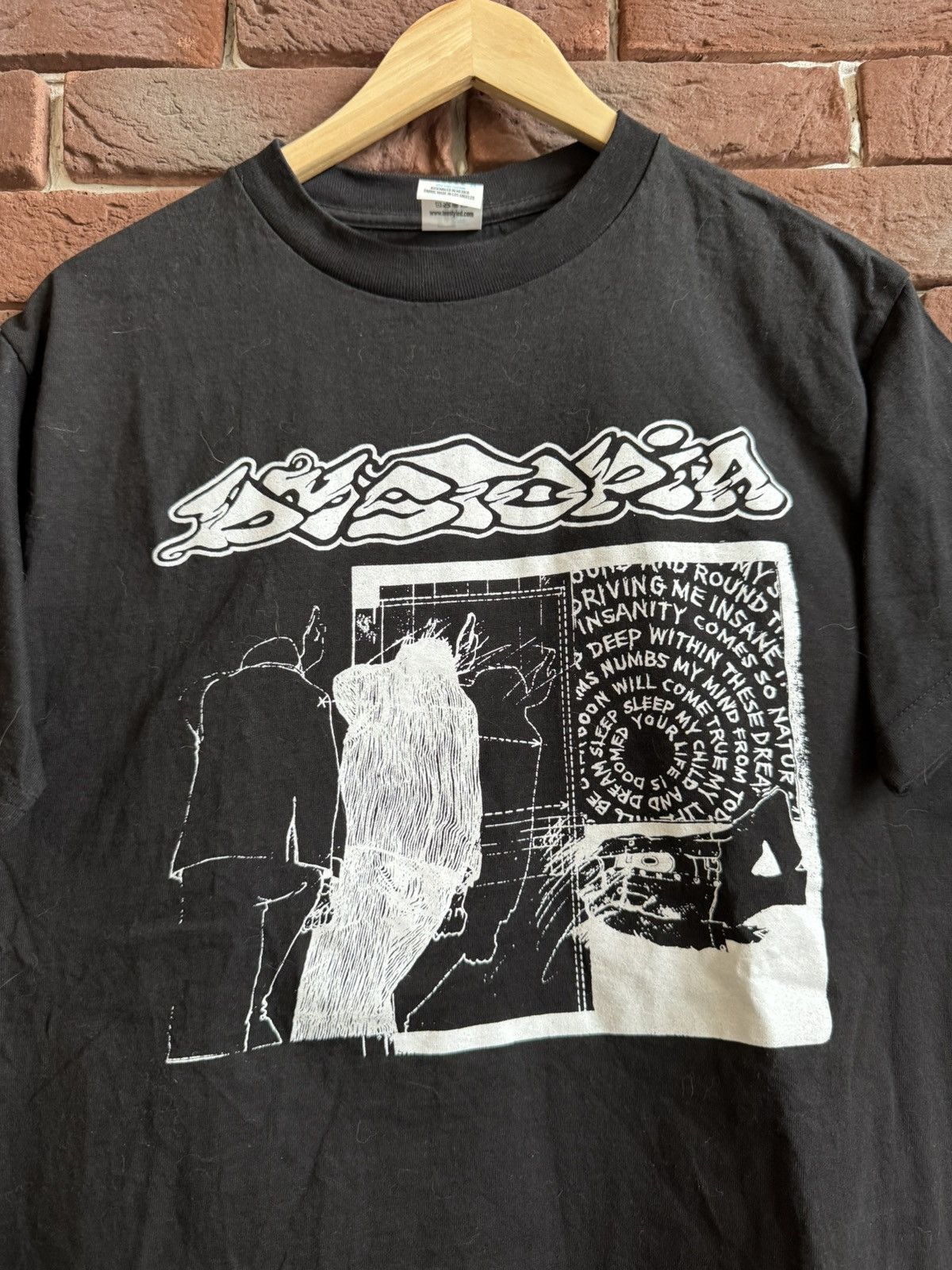 Band Tees DYSTOPIA CRUST PUNK SLUDGE METAL VERY RARE Band Tee M Black Size US M / EU 48-50 / 2 - 2 Thumbnail