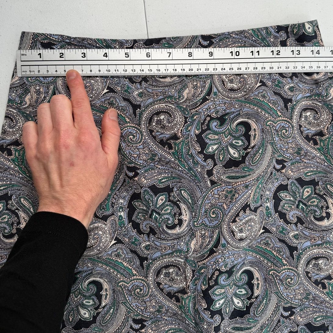 Ann Taylor Ann Taylor Womens Pencil Skirt Paisley Pattern Back Slit Size 27" / US 4 / IT 40 - 6 Thumbnail