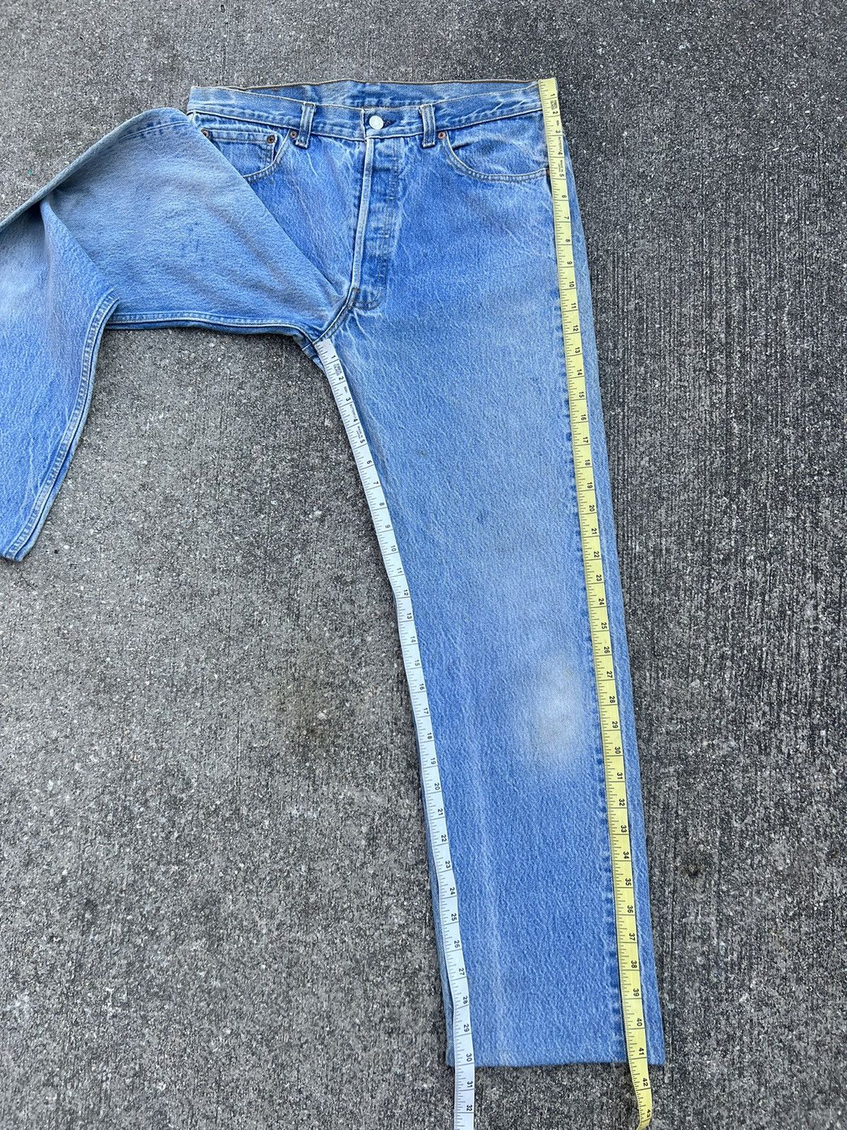 Levi's Vintage 80s Levi’s 501 Faded Light Blue Denim Jeans Size US 34 / EU 50 - 5 Thumbnail