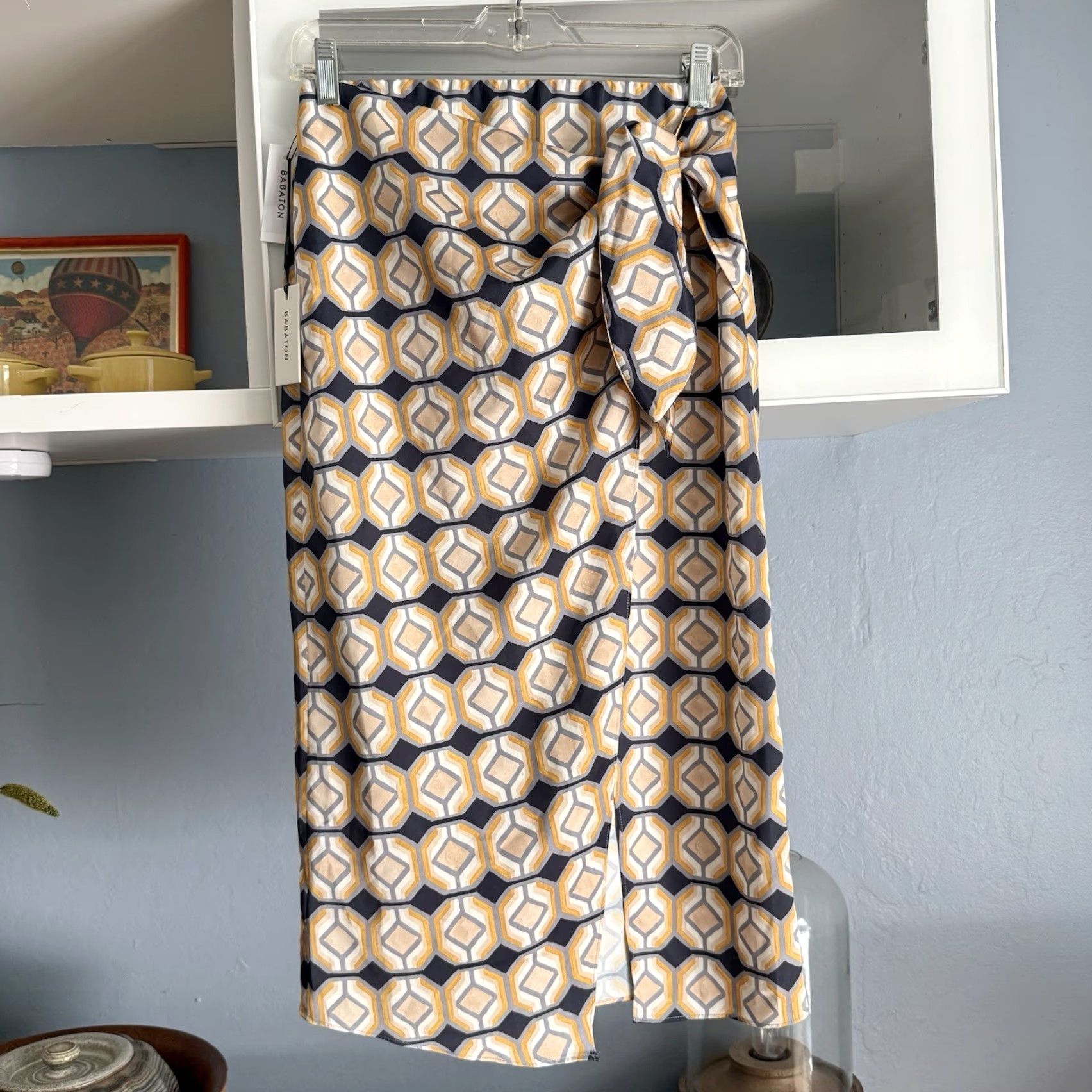 Aritzia Aritzia Babaton Bello Sarong Style Midi Skirt Mustard/Pure Indigo Size 4) Size 27" / US 4 / IT 40 - 3 Thumbnail