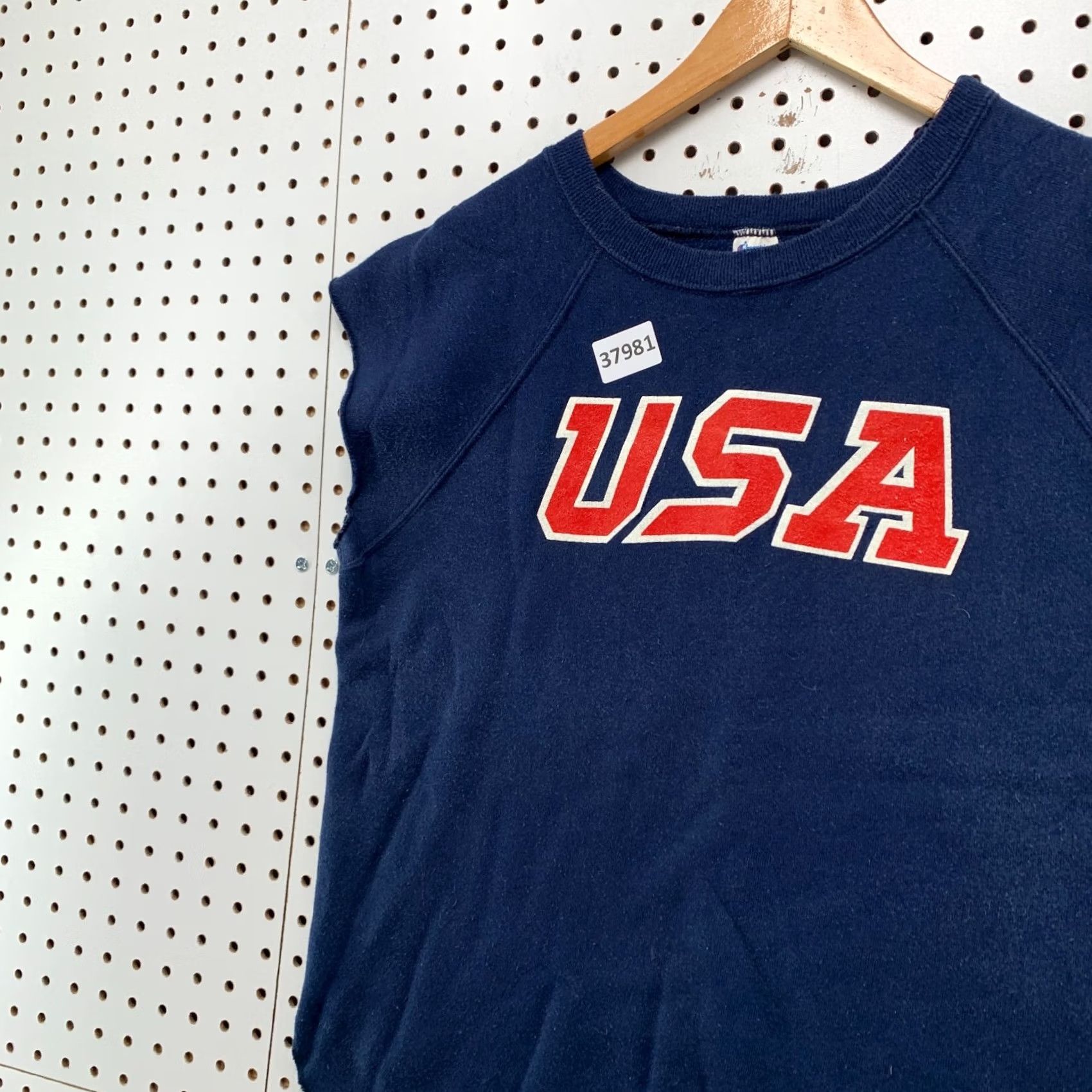 Champion VINTAGE Champion USA Olympics Crewneck Sleeveless Sweatshirt Mens L Blue 80s Size US L / EU 52-54 / 3 - 7 Thumbnail