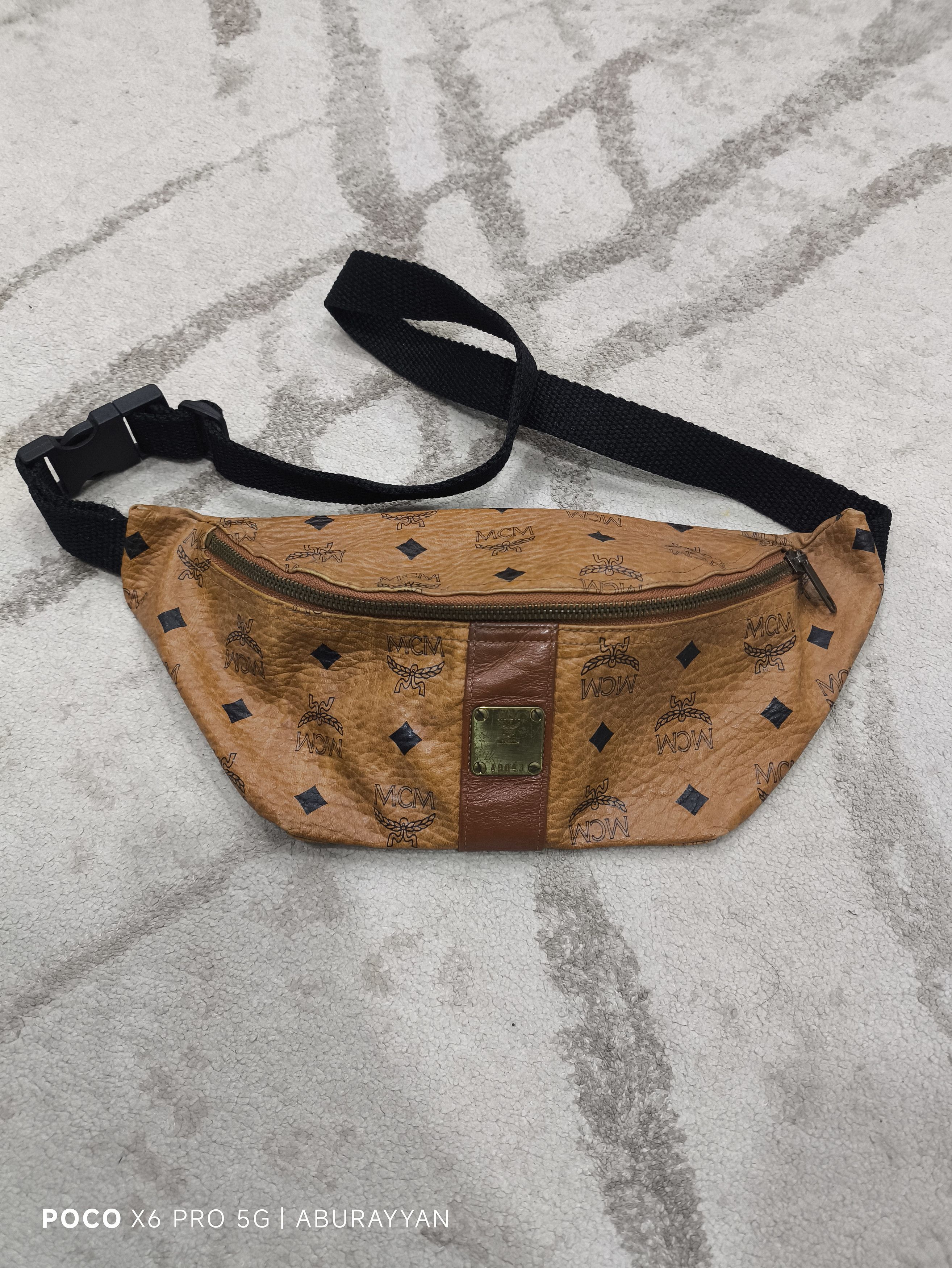 MCM MCM Waistbag Germany Vintage Brown Coated Canvas Size ONE SIZE - 1 Thumbnail