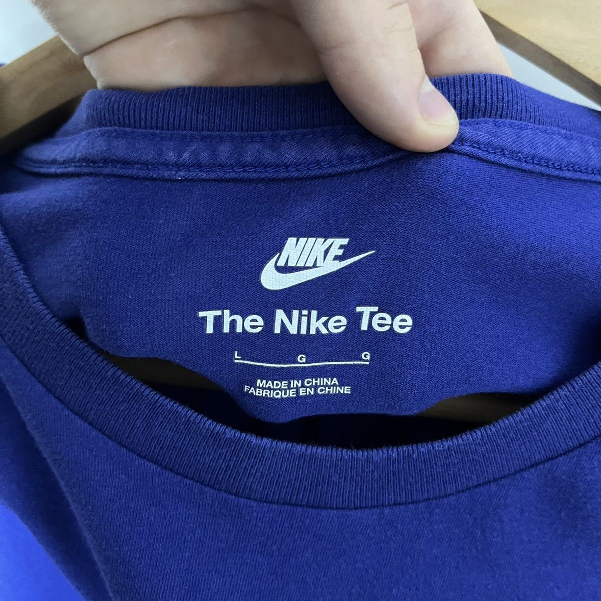 Nike Nike Blue Double Swoosh Pocket Blue Tee Streetwear Y2K Size US L / EU 52-54 / 3 - 3 Thumbnail