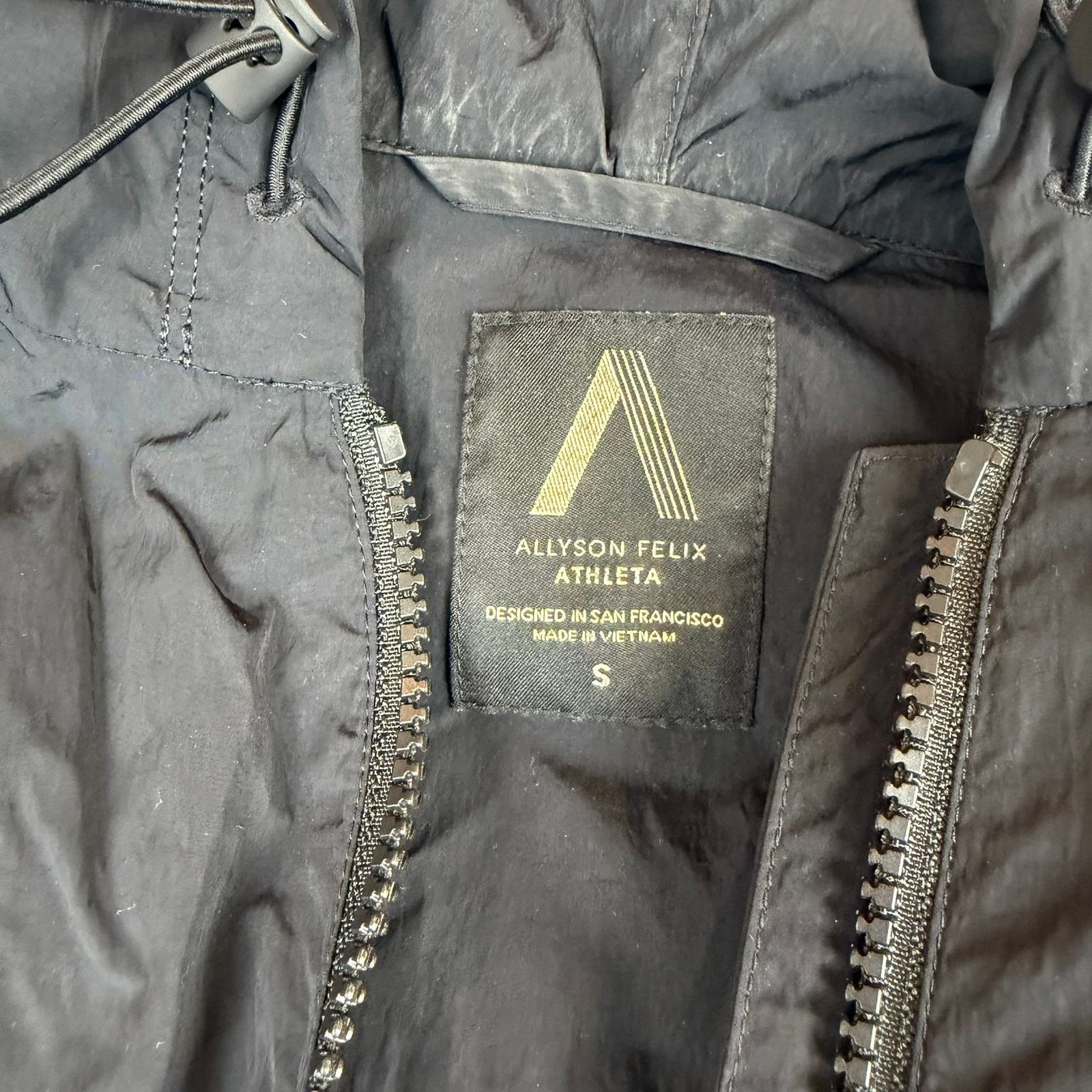 Athleta Allyson Felix x Athleta Full Zip Windbreaker Jacket Size S / US 4 / IT 40 - 3 Thumbnail