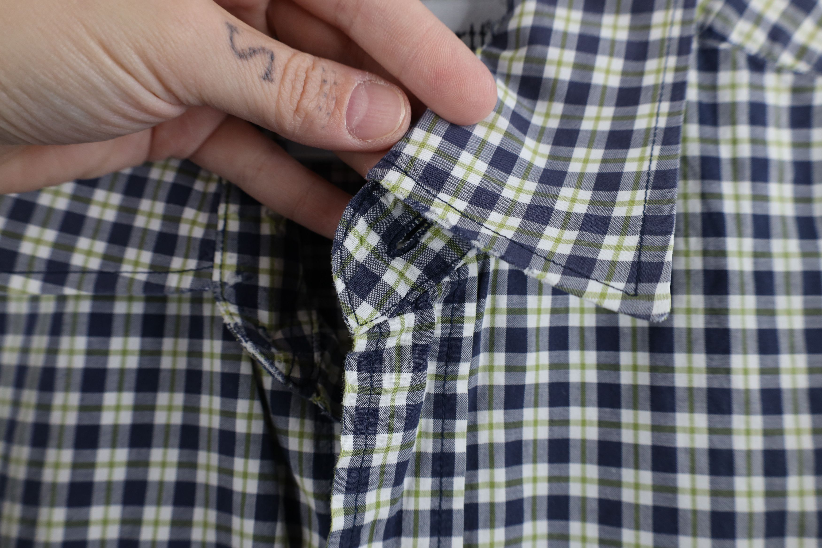 Carhartt × Vintage Vintage Carhartt Short Sleeve Collared Button Shirt Plaid Size US L / EU 52-54 / 3 - 9 Thumbnail