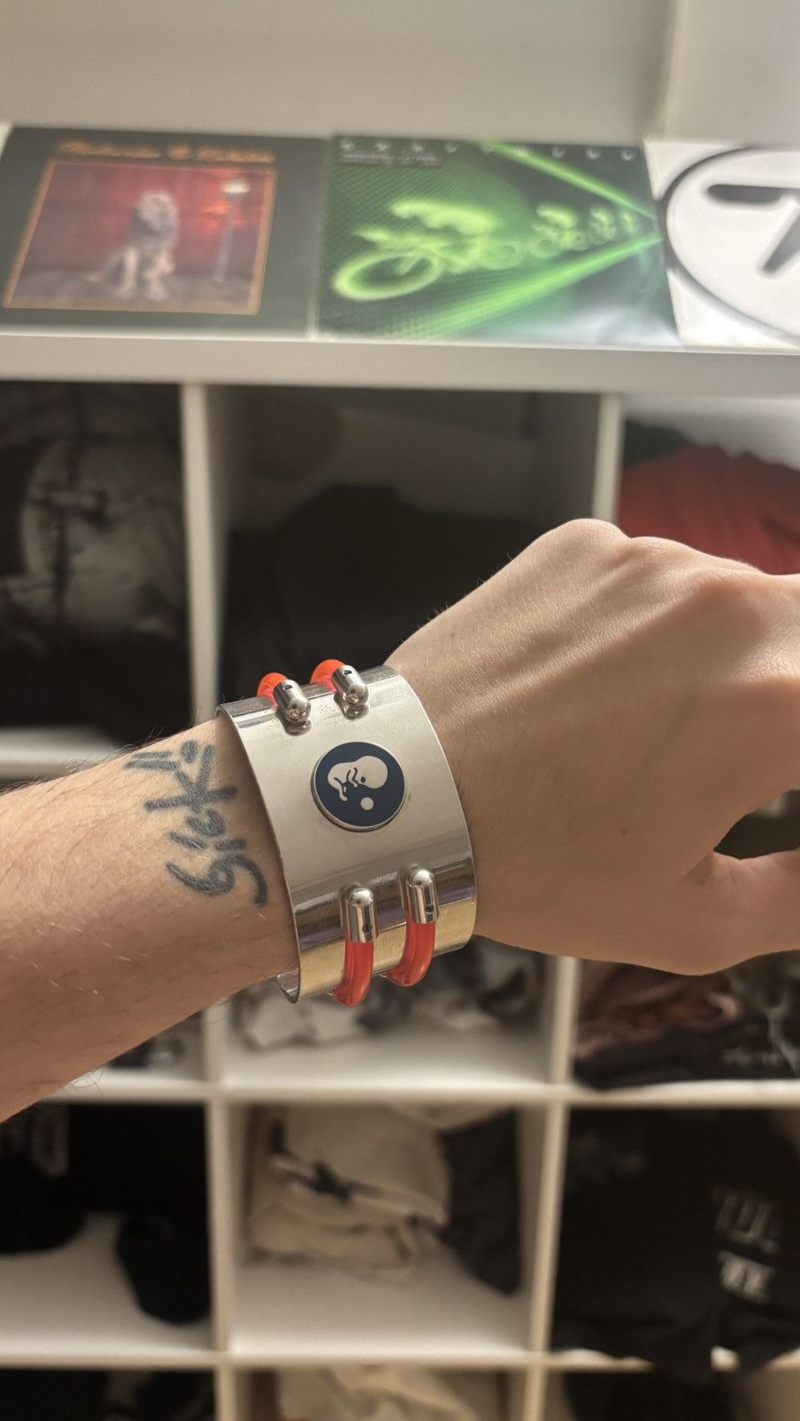 Fotus fotus ss'99 fluorescent tube silver bracelet Size ONE SIZE - 2 Thumbnail
