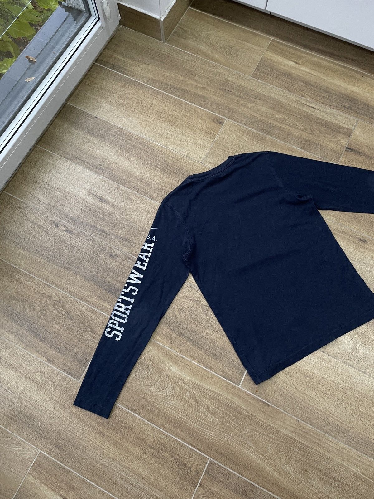 Nike Nike Vintage Long Sleeve Big Logo Japanese Avant Garde Y2K Size US S / EU 44-46 / 1 - 6 Thumbnail