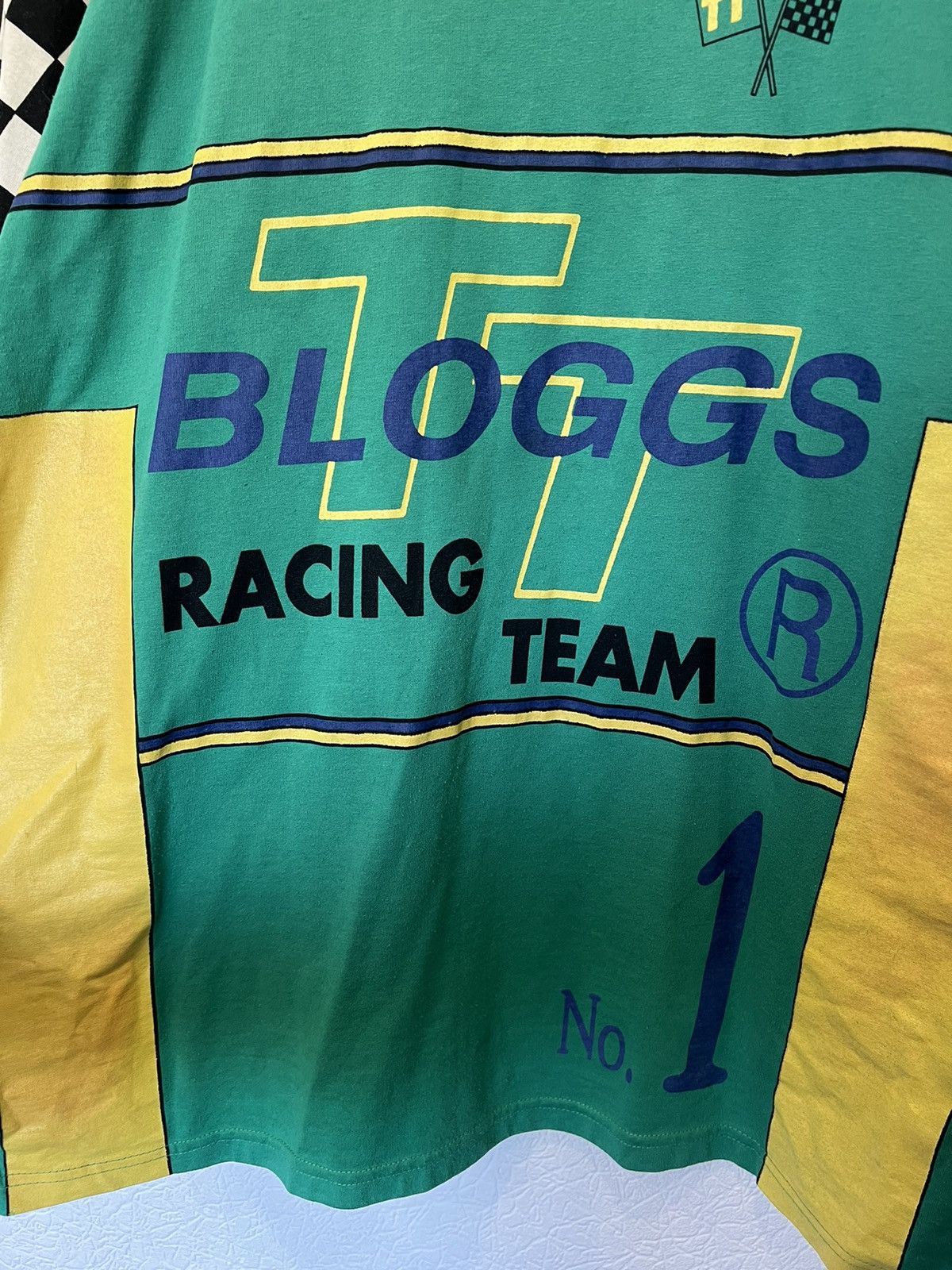 Vintage Vintage 90’s TT Blogs Racing Team F-1 T shirt Tee Size US M / EU 48-50 / 2 - 3 Thumbnail