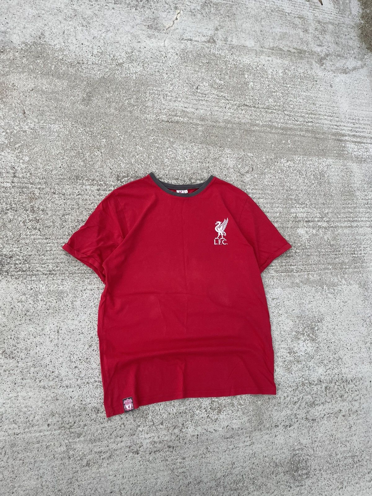 Other Liverpool tshirt Size US M / EU 48-50 / 2 - 3 Thumbnail