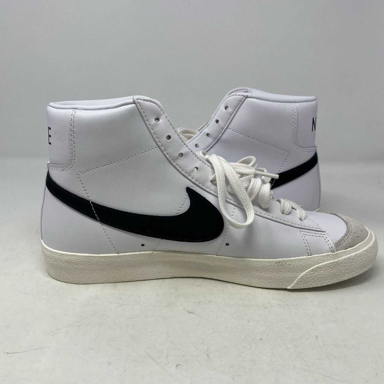 Nike Nike Blazer Mid 77 Size US 10 / EU 43 - 1 Thumbnail