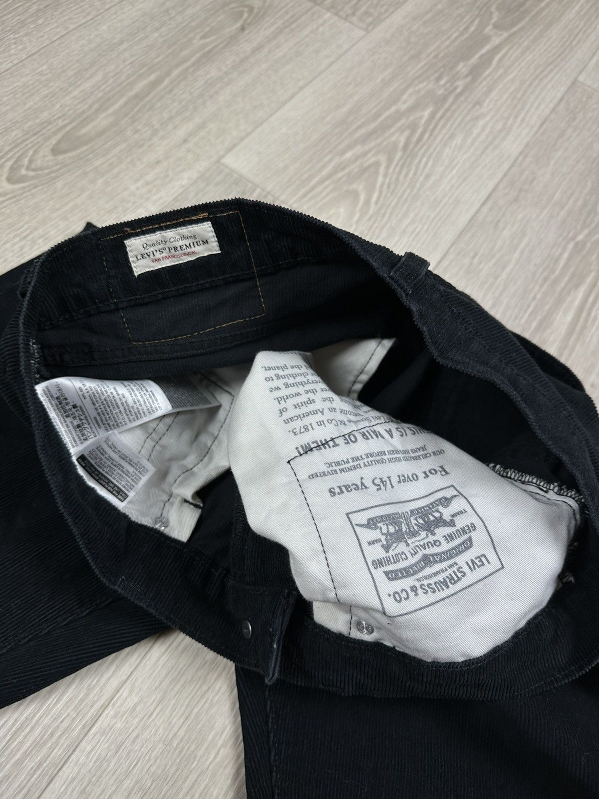 Levi's × Levi's Vintage Clothing Men’s Levi’s 511 Premium Velvet Pants Jeans Navy Corduroy Size US 32 / EU 48 - 8 Thumbnail