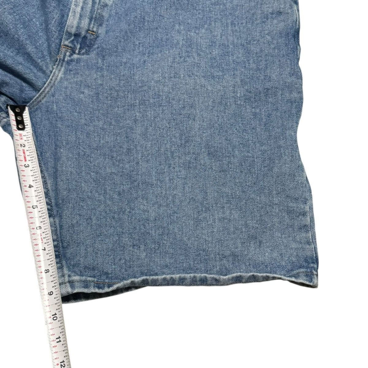 Wrangler Wrangler Relaxed Fit Light Wash Jean Shorts Mens 39) Size US 39 - 8 Thumbnail