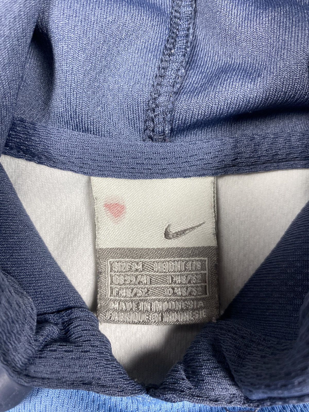 Nike × Vintage Vintage Nike Air Max Drill Y2K Tee T Shirt Size M Size US M / EU 48-50 / 2 - 11 Thumbnail