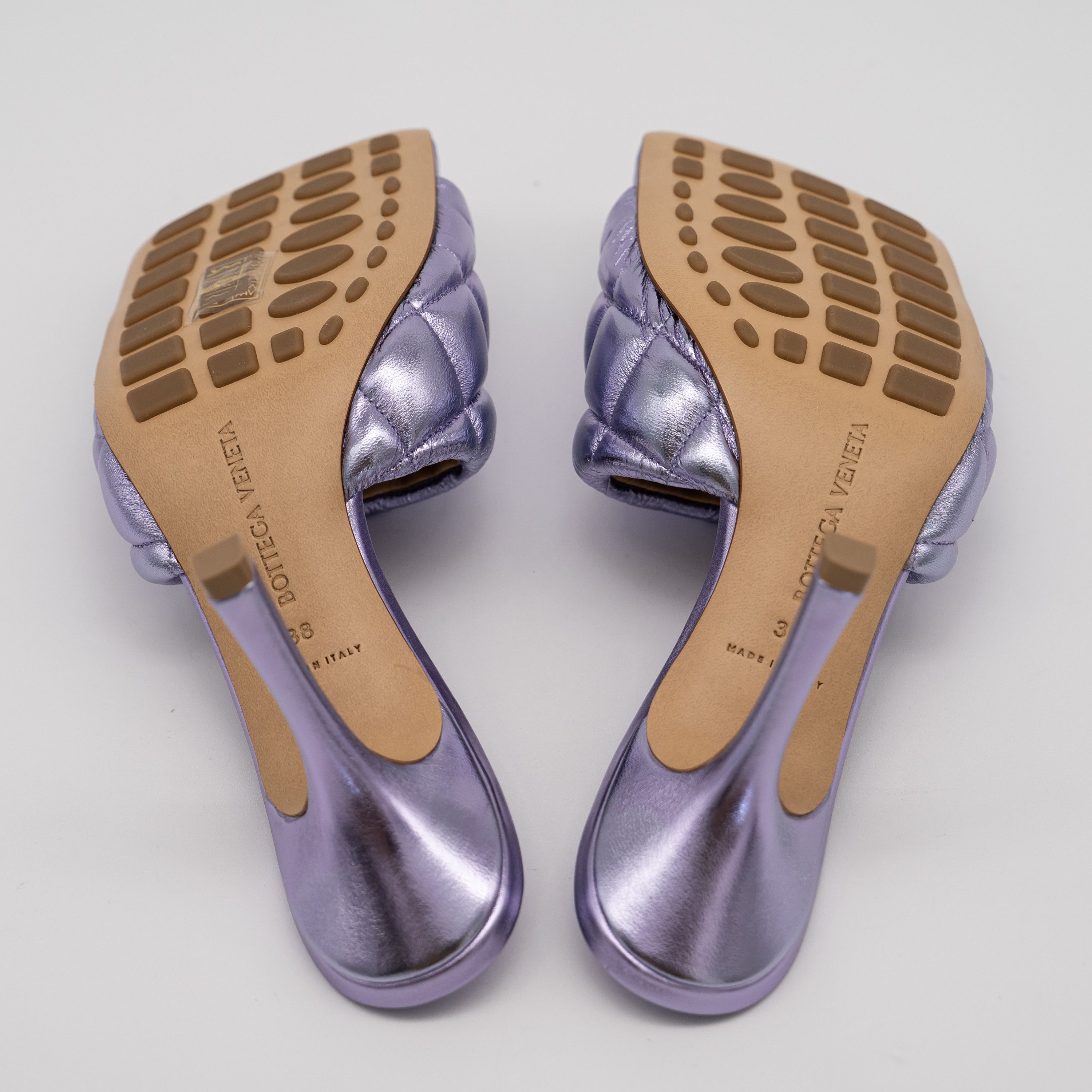 Bottega Veneta 38eu Bottega Veneta Purple Metallic Leather Padded Sandals Size US 8 / IT 38 - 6 Thumbnail