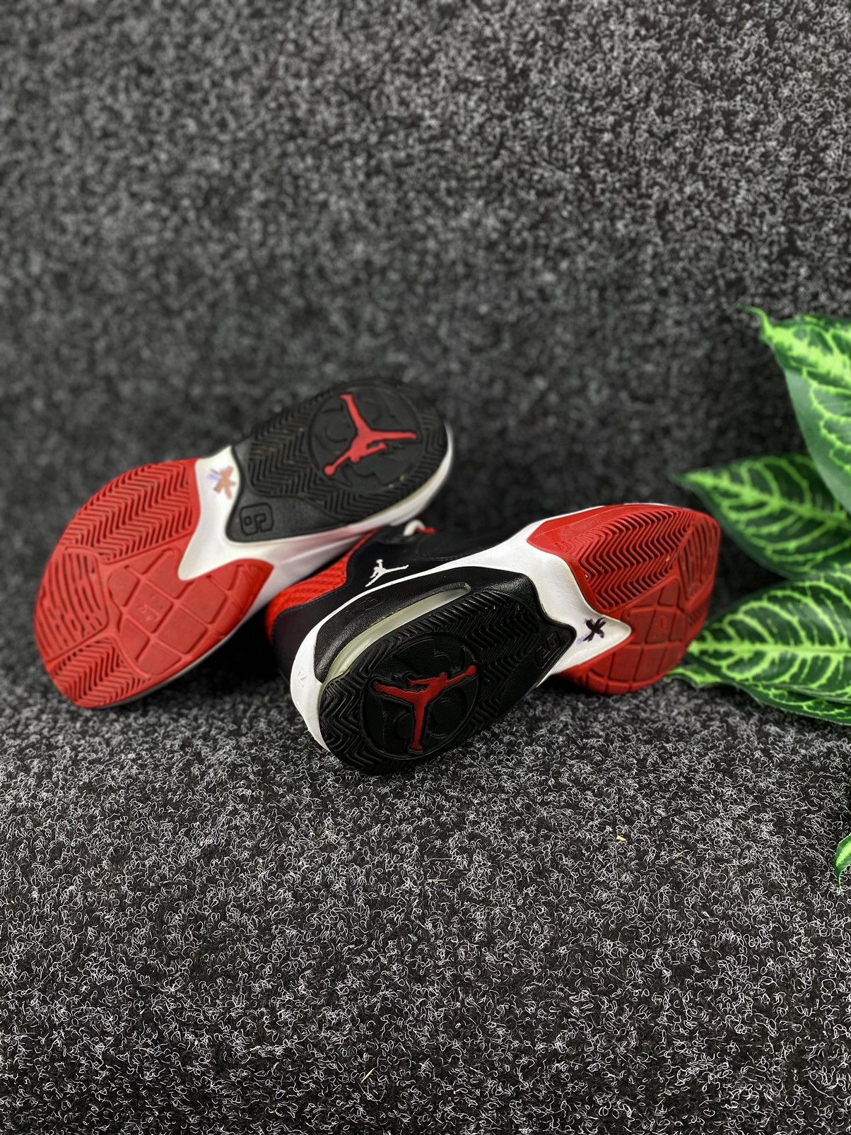 Jordan Brand Jordan Max Aura 3 size 38 DA8021-006 Size US 5.5 / EU 38 - 8 Thumbnail