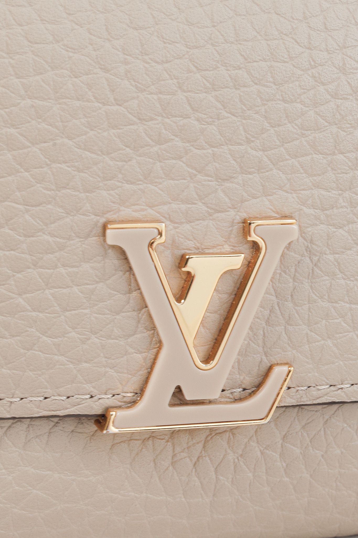 Louis Vuitton Louis Vuitton Galet Taupe Capucines Compact Wallet Size ONE SIZE - 6 Thumbnail
