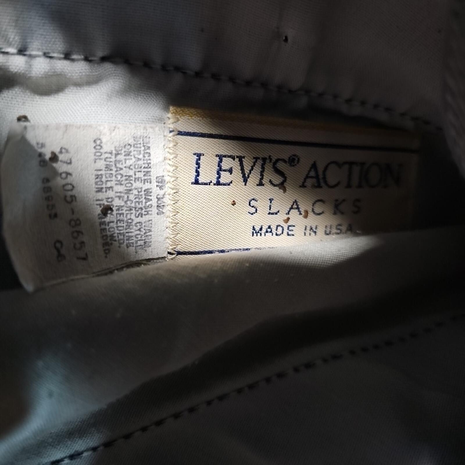 Levi's Levi's Action Slacks Gray 32x32 DAMAGED Size US 32 / EU 48 - 4 Thumbnail