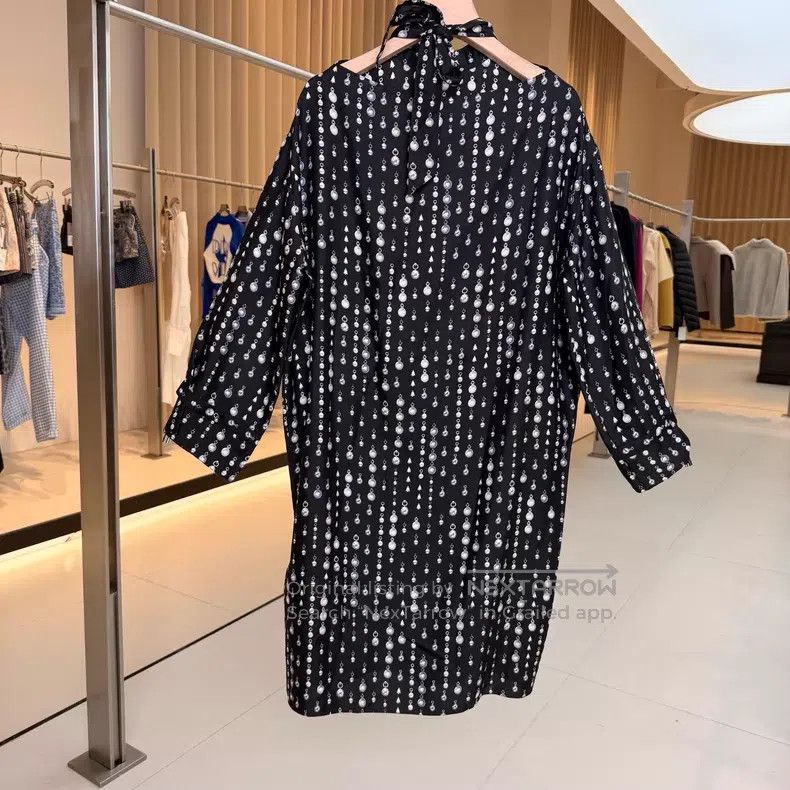 Hermes Hermes Black and White Neck Tie Bell Silk Dress Size XS / US 0-2 / IT 36-38 - 2 Thumbnail
