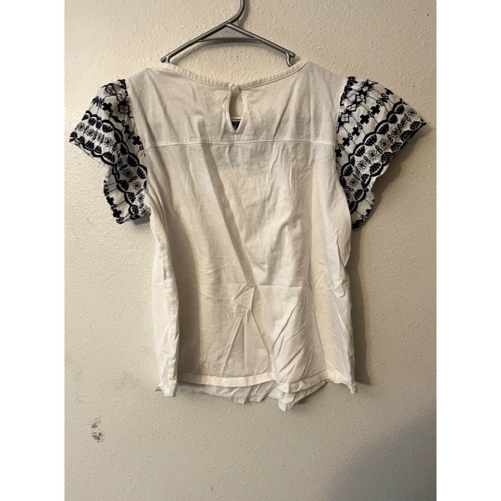 Loft Loft Ladies White Short Sleeve Top Embroidered Detail - Size XSP, Knit Shirt, Casual, Machine Washable, Petite, Womens, 2020s? Size XS / US 0-2 / IT 36-38 - 2 Thumbnail