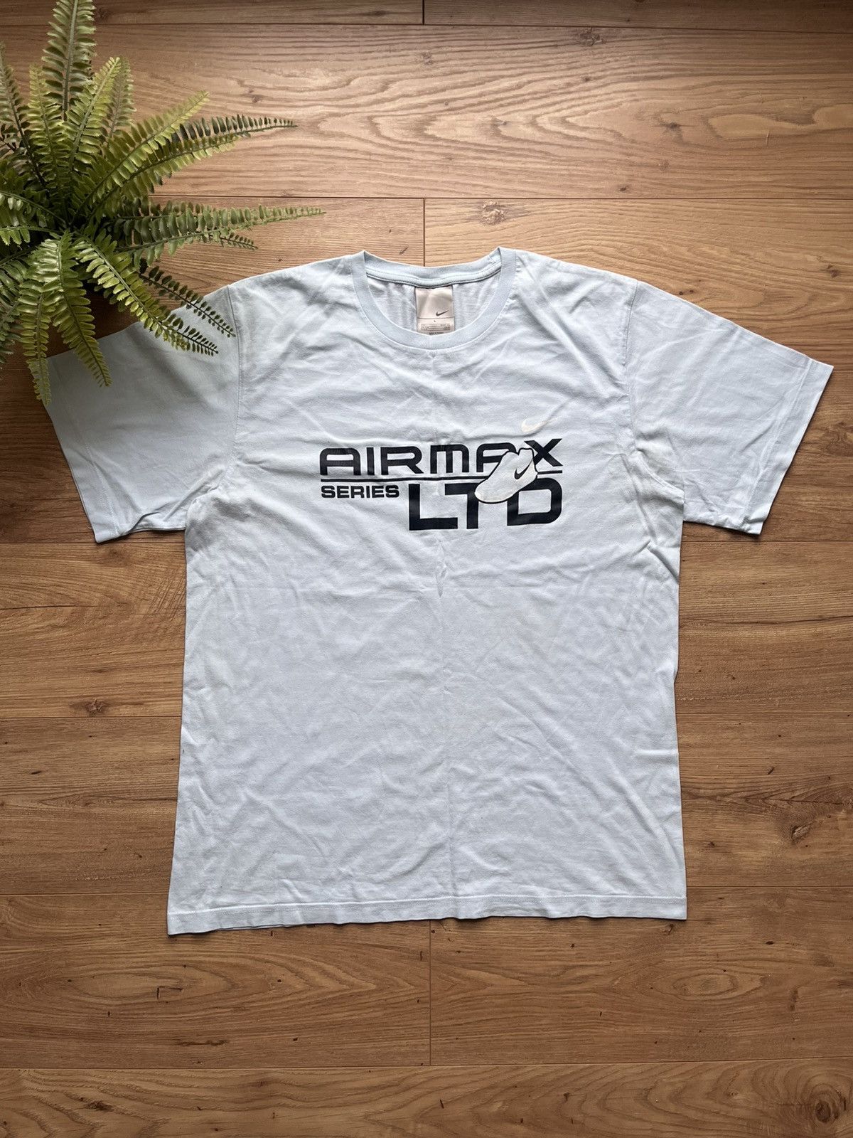 Nike 90’s NIKE AIRMAX SPELLOUT BIG LOGO RETRO Y2K SWOOSH RARE TEE Size US L / EU 52-54 / 3 - 1 Thumbnail