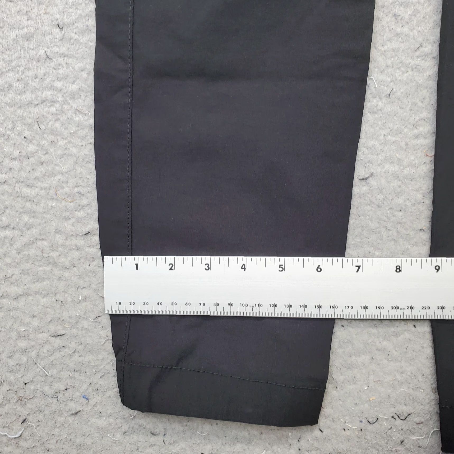 Vintage Benjamin Black Cargo Jogger Pants Men Small Black Stretch Tapered Leg Drawstring Size US 29 - 5 Thumbnail