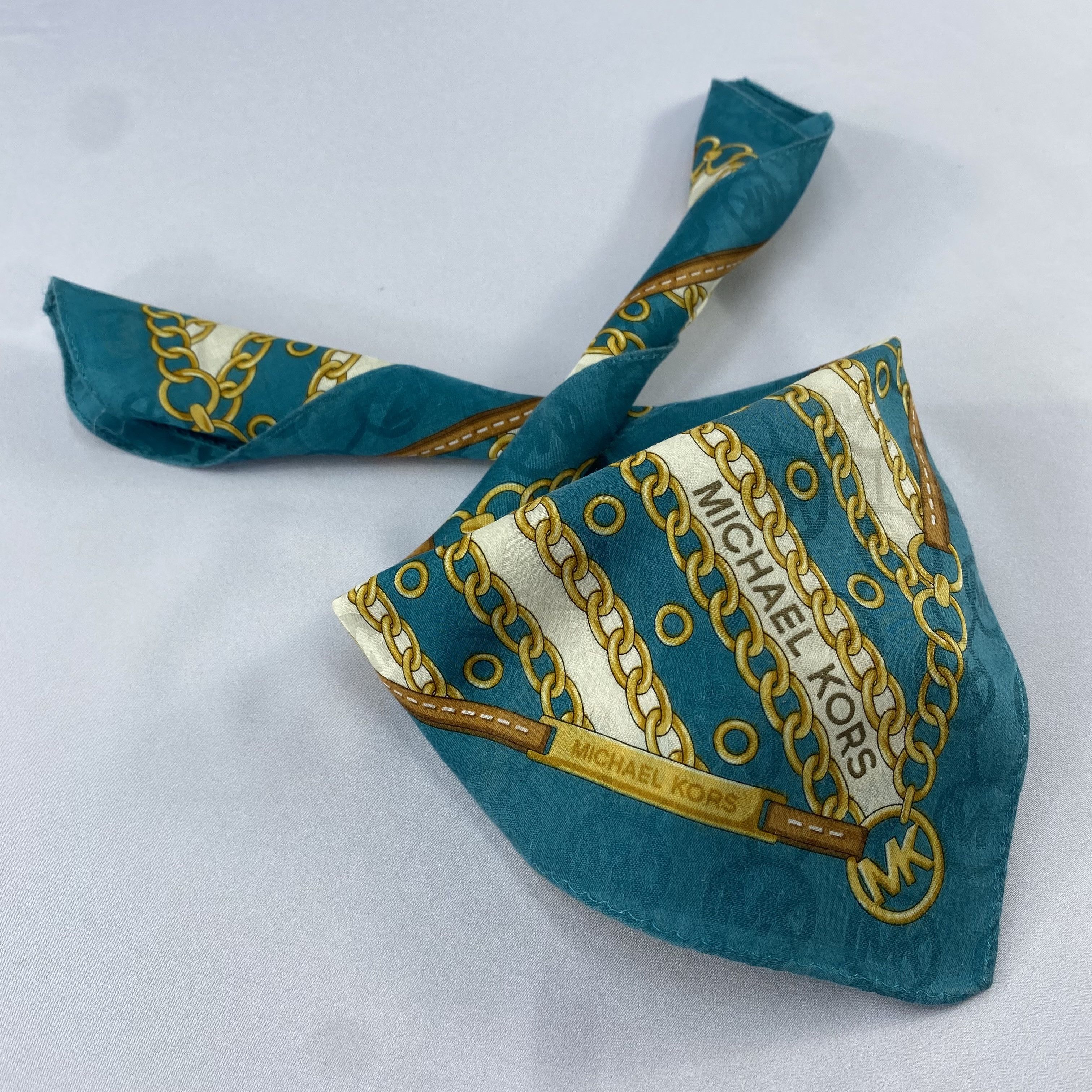 Michael Kors Michael Kors Handkerchief / Bandana / Neckerchief C872 Size ONE SIZE - 1 Thumbnail