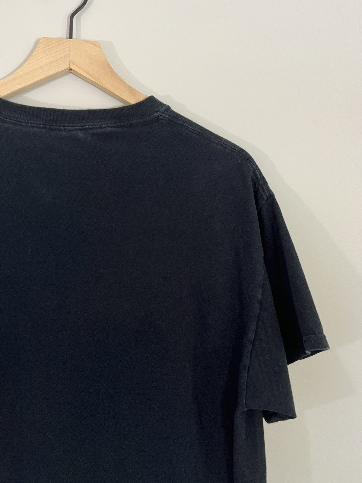 Vintage STREET MATERIAL Faded Black Y2K Tee Size US L / EU 52-54 / 3 - 7 Thumbnail