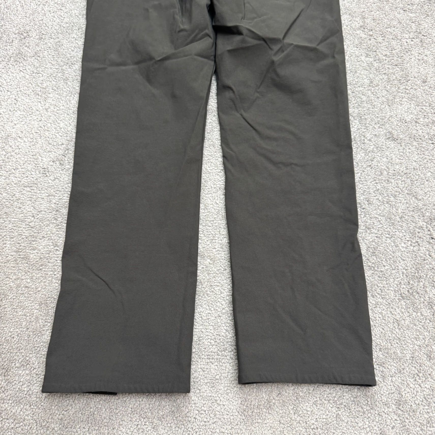 Athleta Athleta Wander Slim Straight Crop Pants Womens 10 Gray Nylon Spandex Stretch Cropped Regular Size 10 Women Fashion Pants Mens Girls not applicable Size 30" / US 8 / IT 44 - 3 Thumbnail
